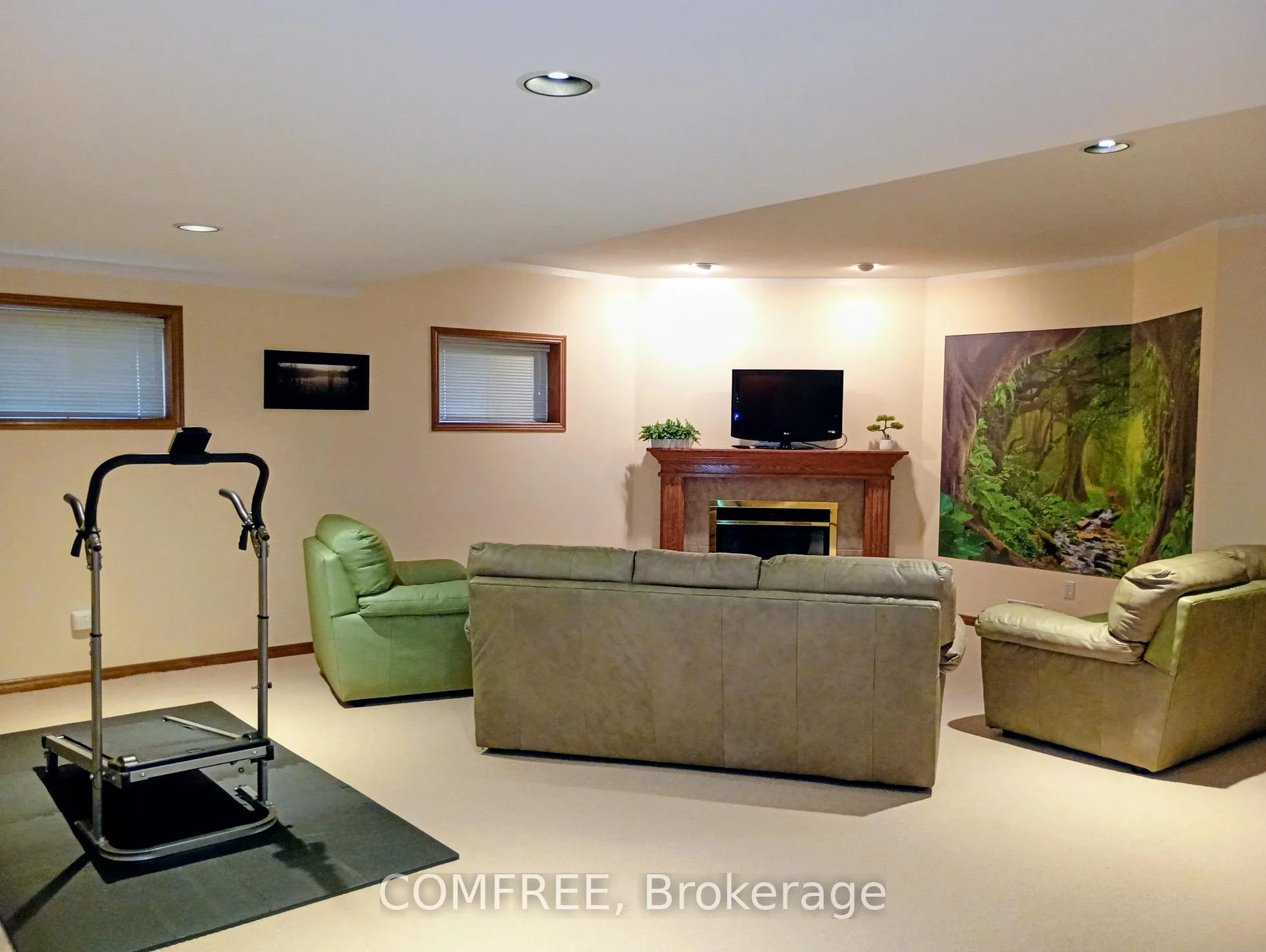 Photo 46 of 35 Tanya Drive, Southwest Middlesex, Glencoe — HOMEH