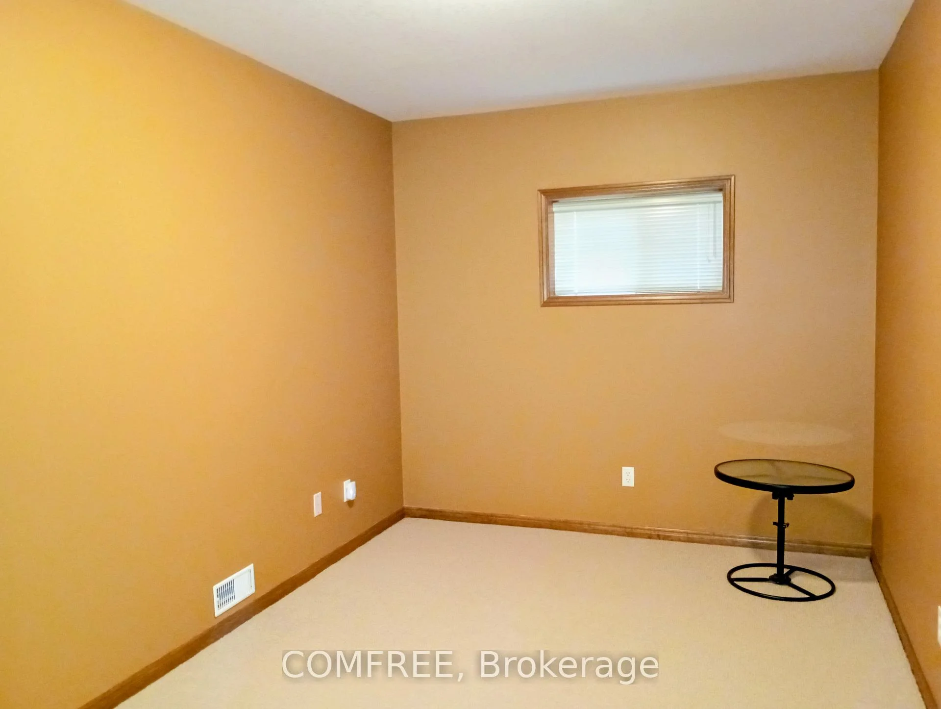Photo 54 of 35 Tanya Drive, Southwest Middlesex, Glencoe — HOMEH