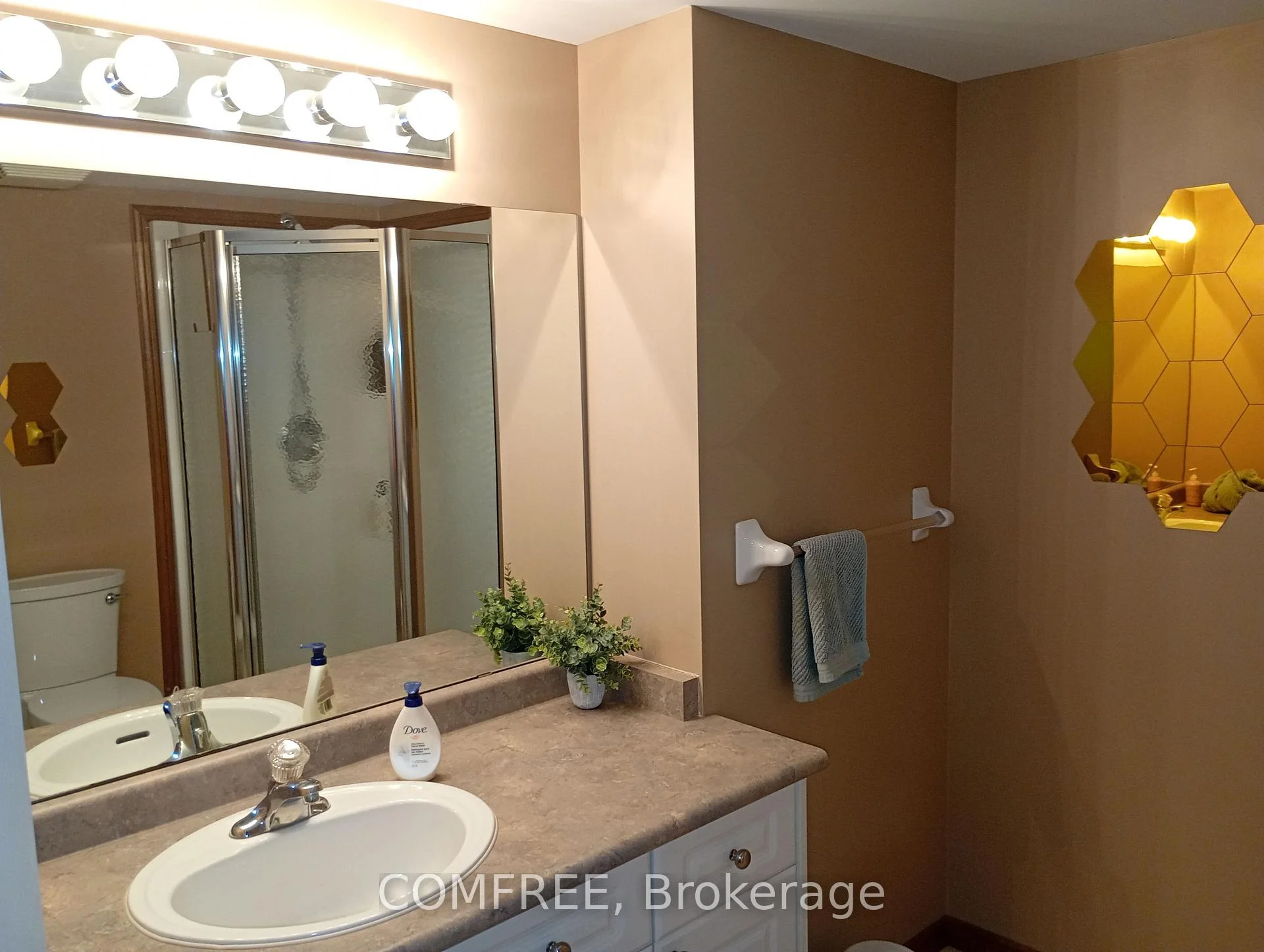 Photo 82 of 35 Tanya Drive, Southwest Middlesex, Glencoe — HOMEH