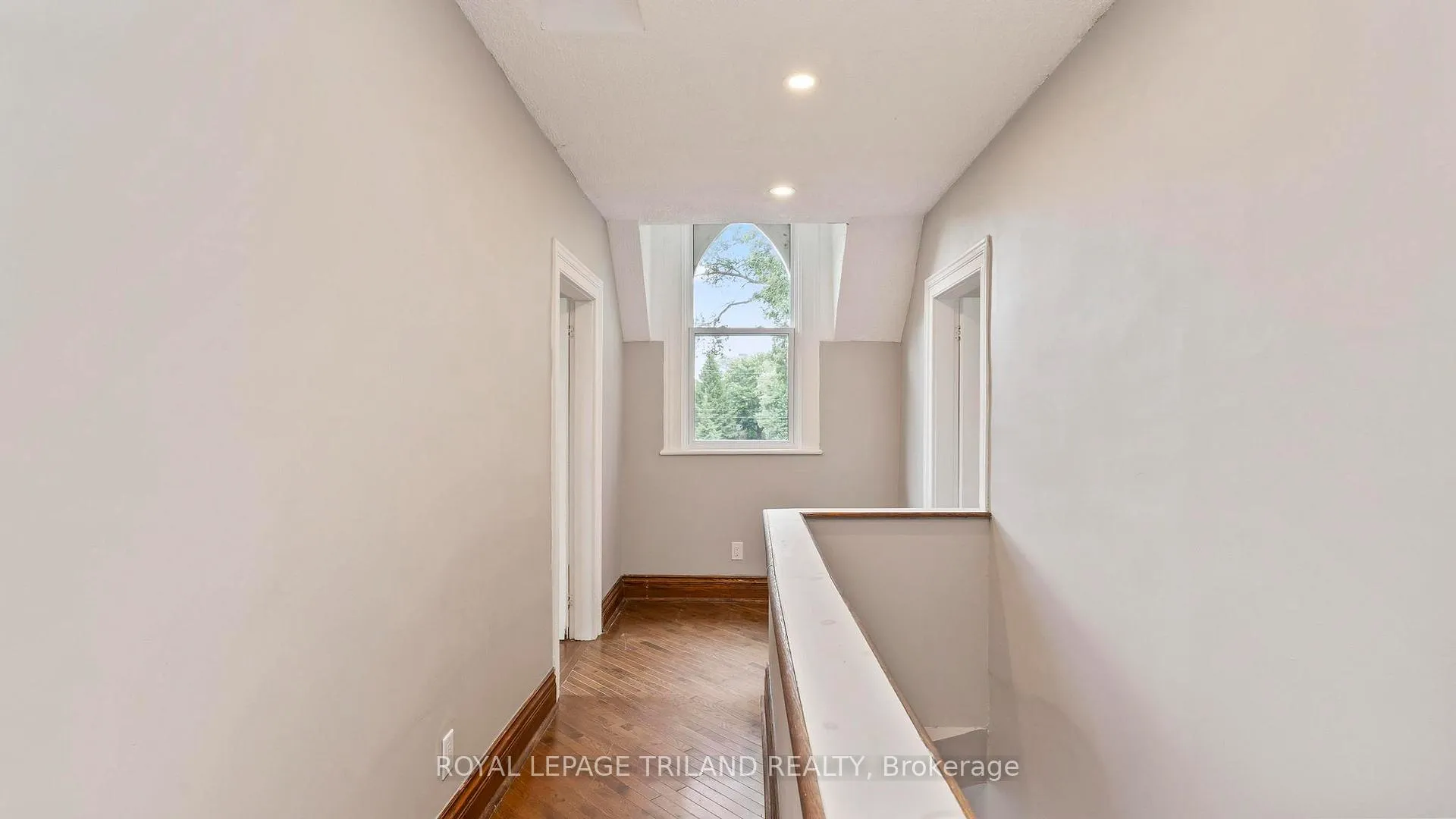 Photo 13 of 50 Fairview Avenue, St. Thomas — HOMEH