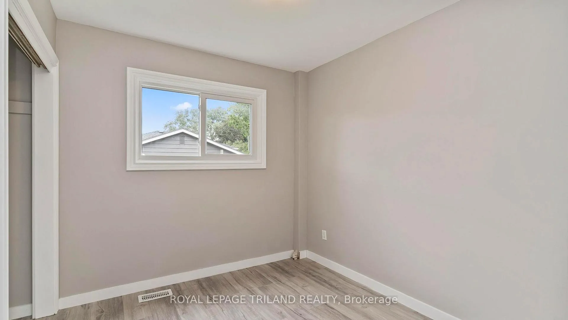 Photo 34 of 50 Fairview Avenue, St. Thomas — HOMEH