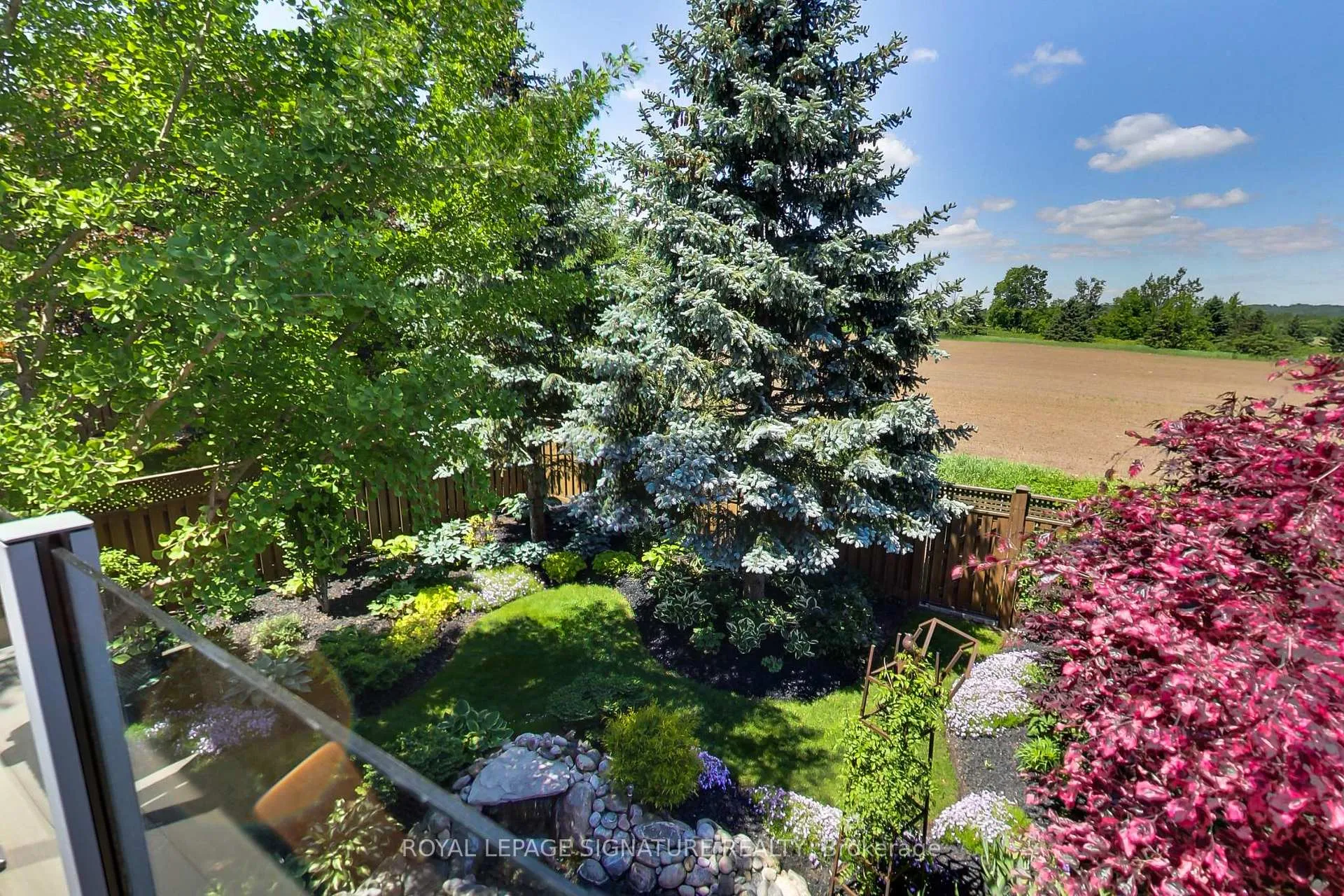 Photo 6 of 14 Stanley Street, Barrie, East Bayfield — HOMEH