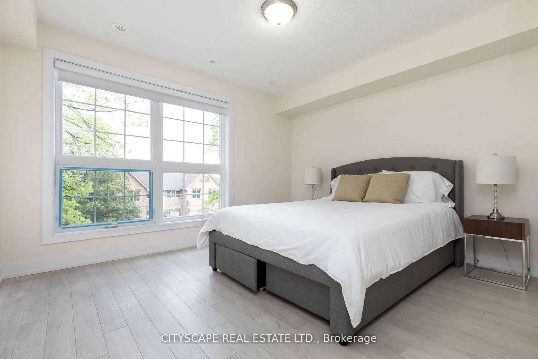 Photo 15 of 1084 Lansdowne Avenue, Toronto, Dovercourt-Wallace Emerson-Junction — HOMEH