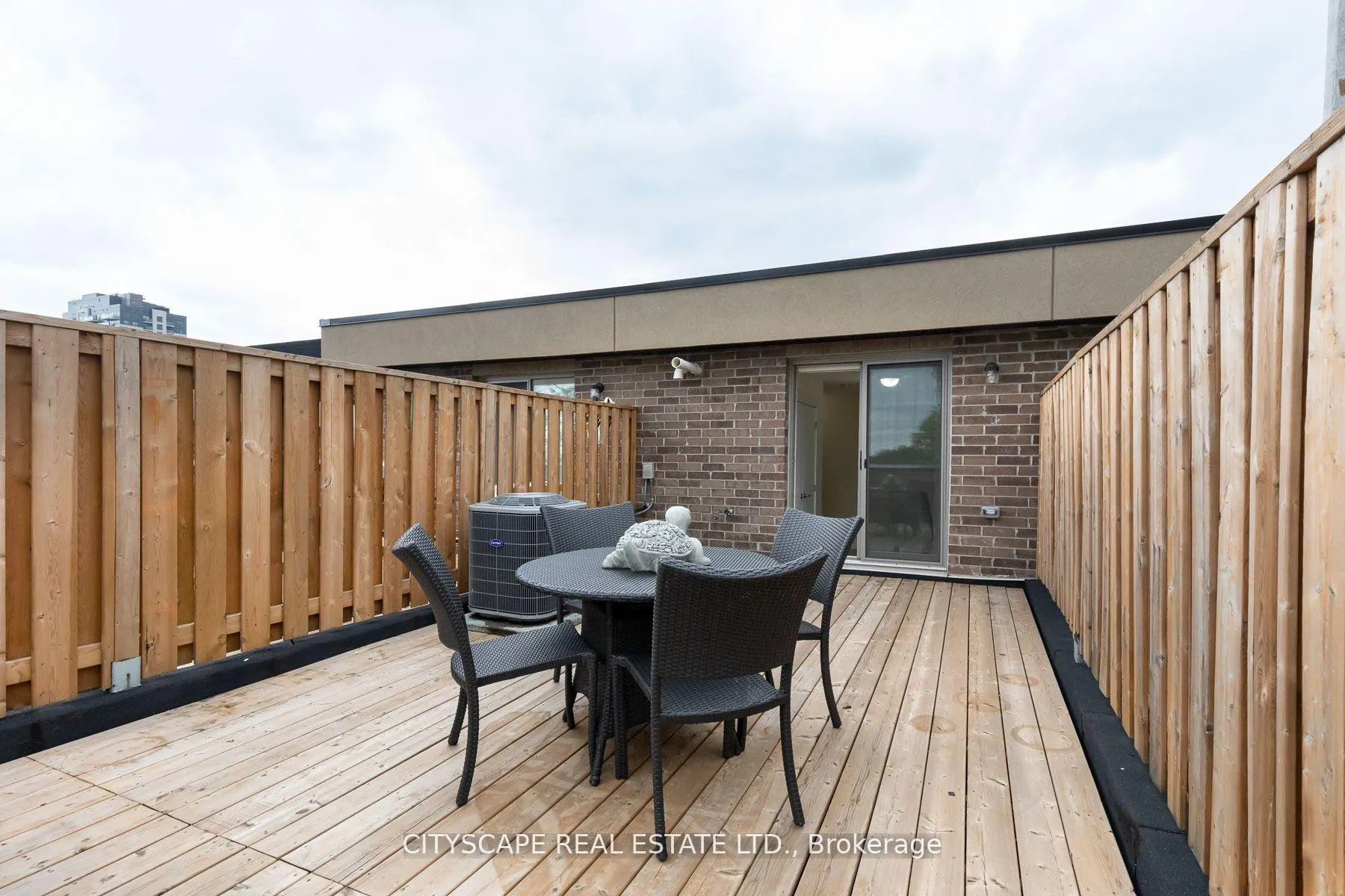 Photo 22 of 1084 Lansdowne Avenue, Toronto, Dovercourt-Wallace Emerson-Junction — HOMEH