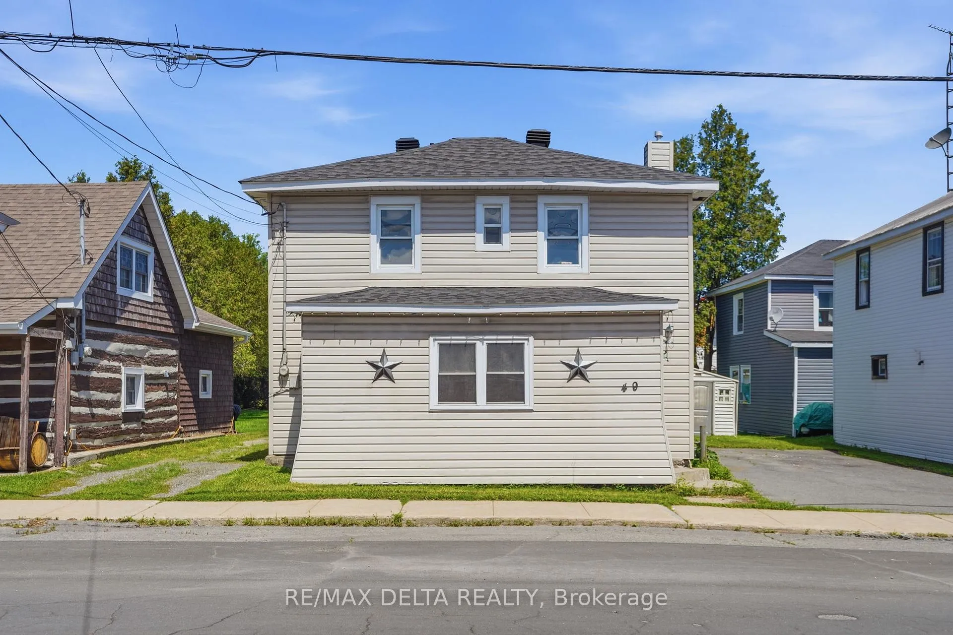Photo 2 of 49 Lochiel Street E, North Glengarry, Alexandria — HOMEH