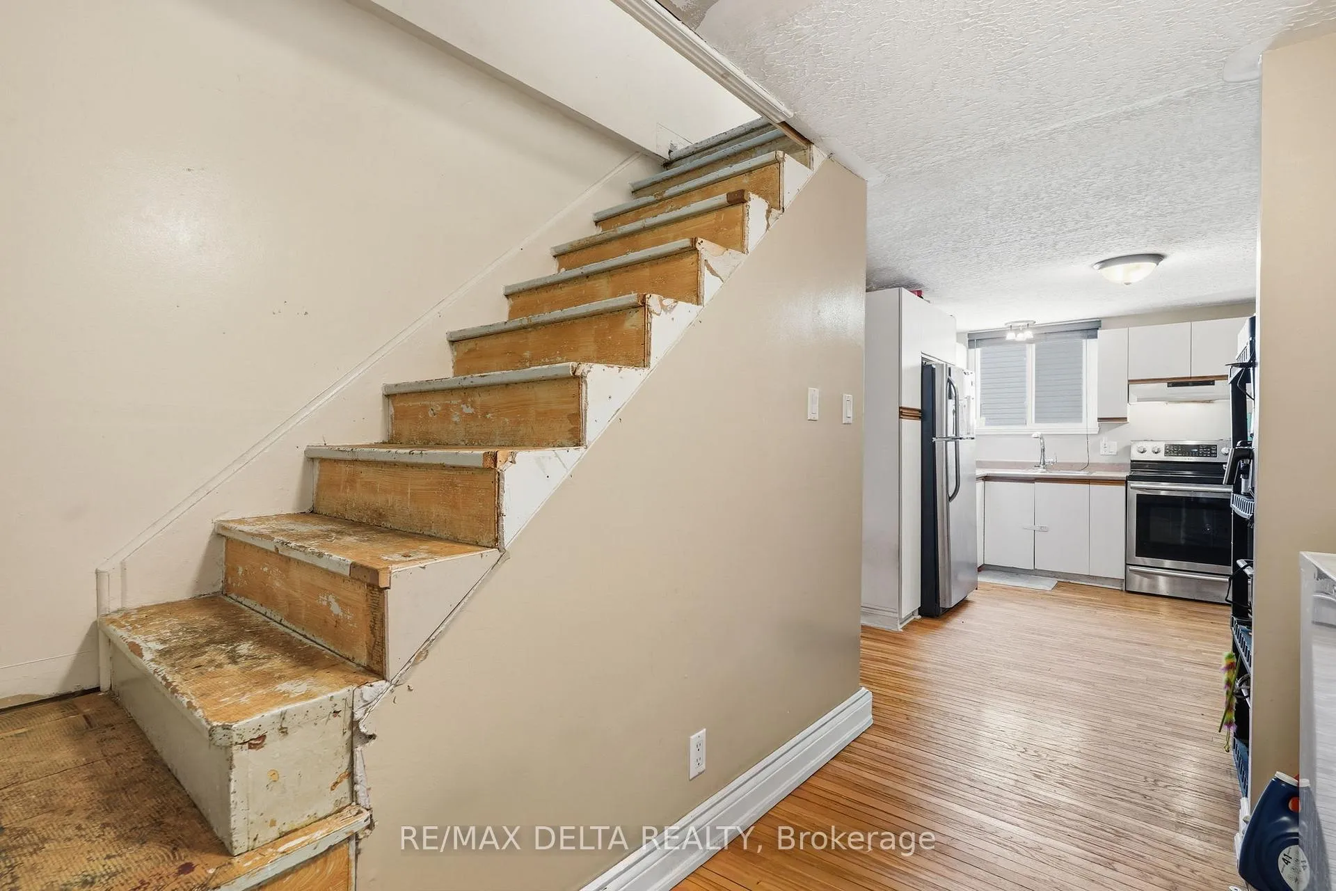 Photo 17 of 49 Lochiel Street E, North Glengarry, Alexandria — HOMEH
