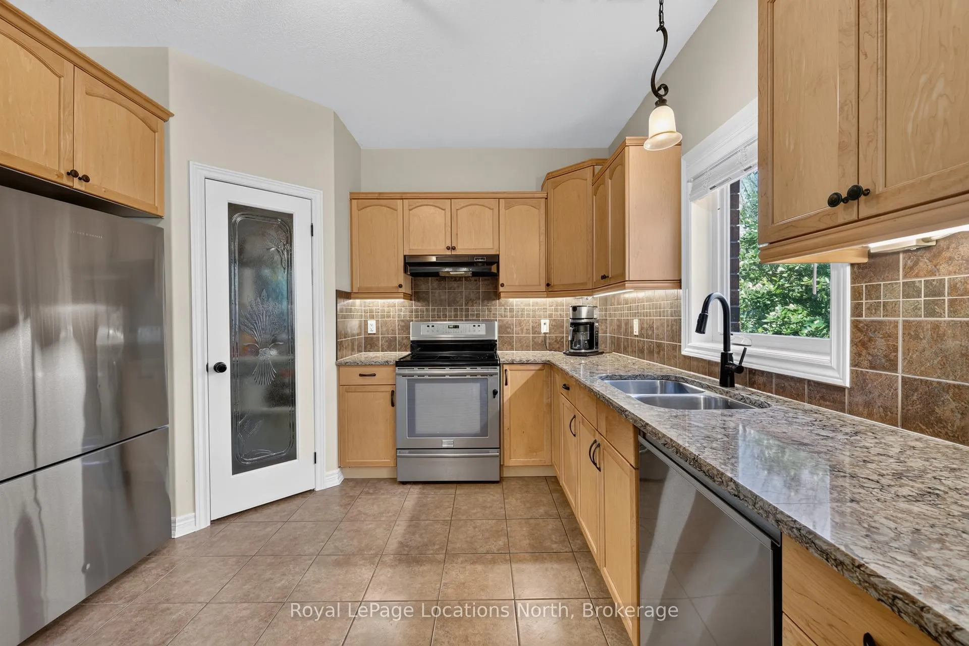 Photo 19 of 47 Chamberlain Crescent, Collingwood — HOMEH