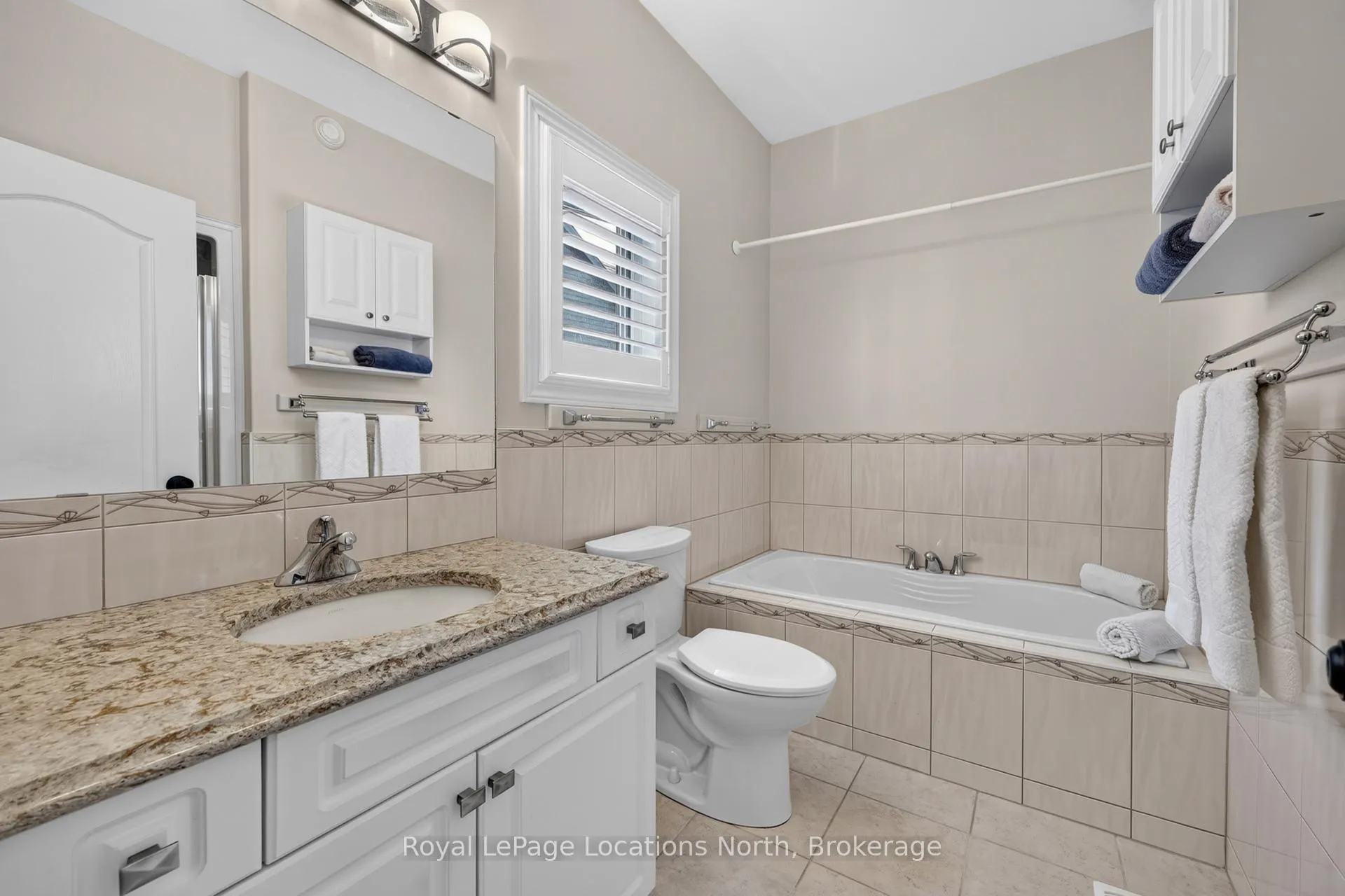 Photo 31 of 47 Chamberlain Crescent, Collingwood — HOMEH