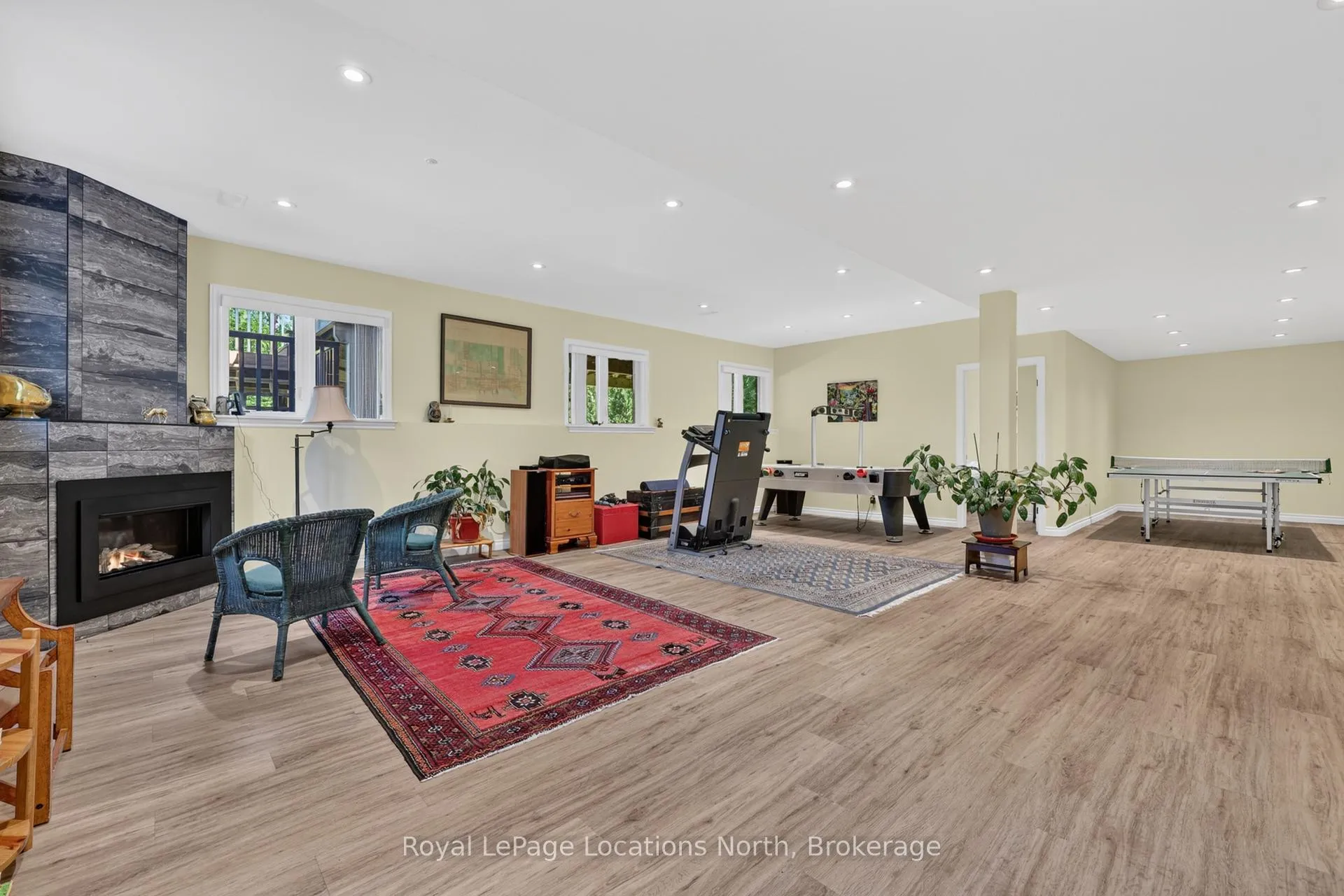 Photo 43 of 47 Chamberlain Crescent, Collingwood — HOMEH