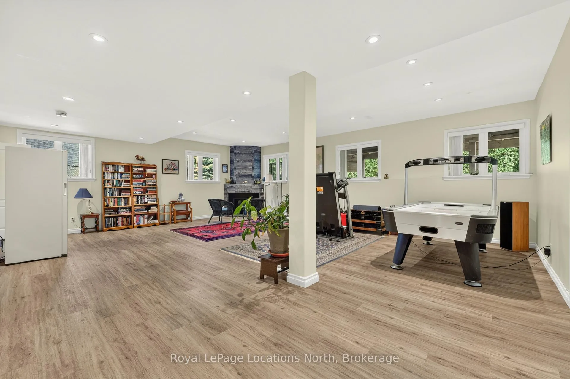 Photo 41 of 47 Chamberlain Crescent, Collingwood — HOMEH