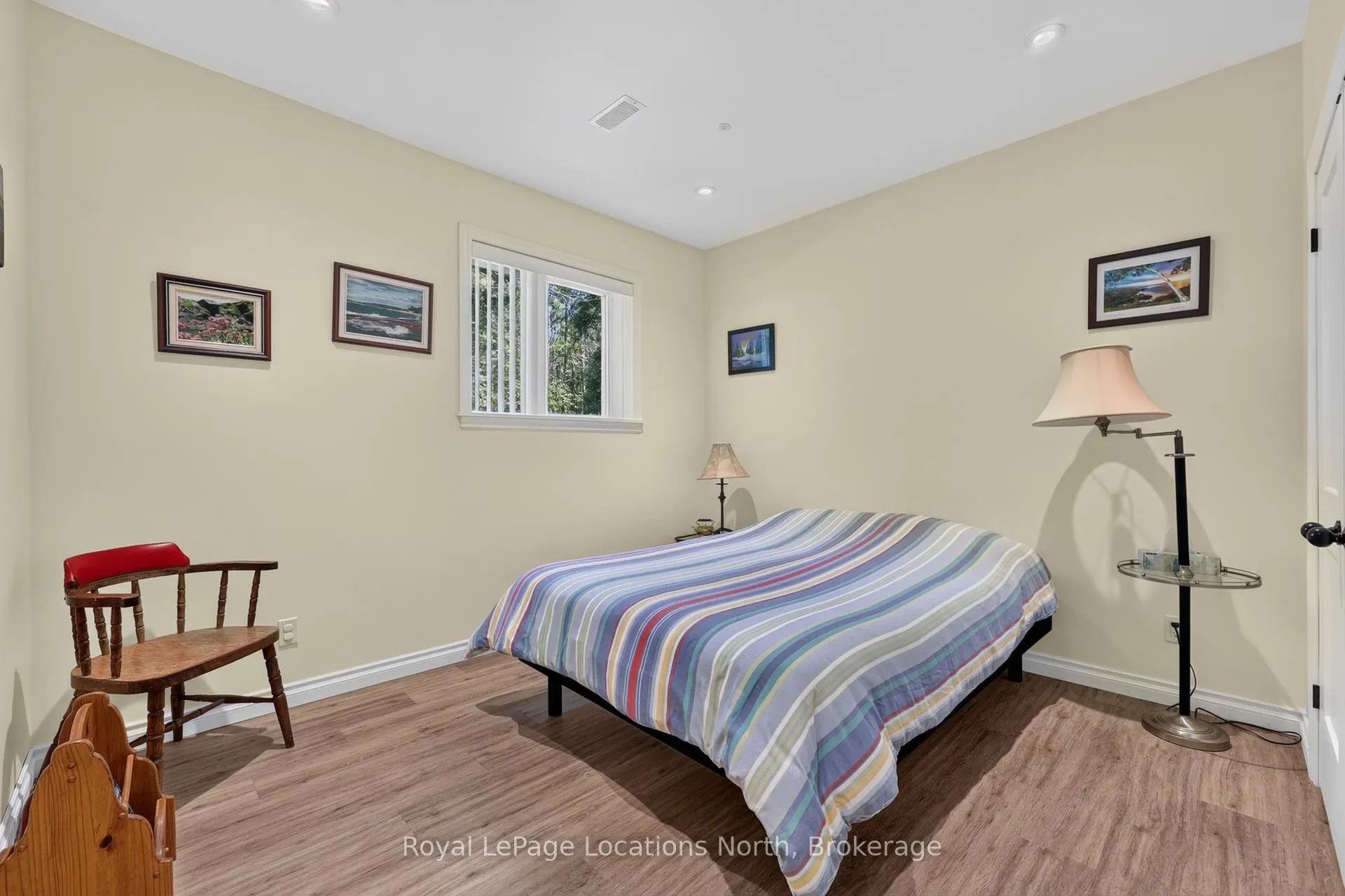 Photo 45 of 47 Chamberlain Crescent, Collingwood — HOMEH
