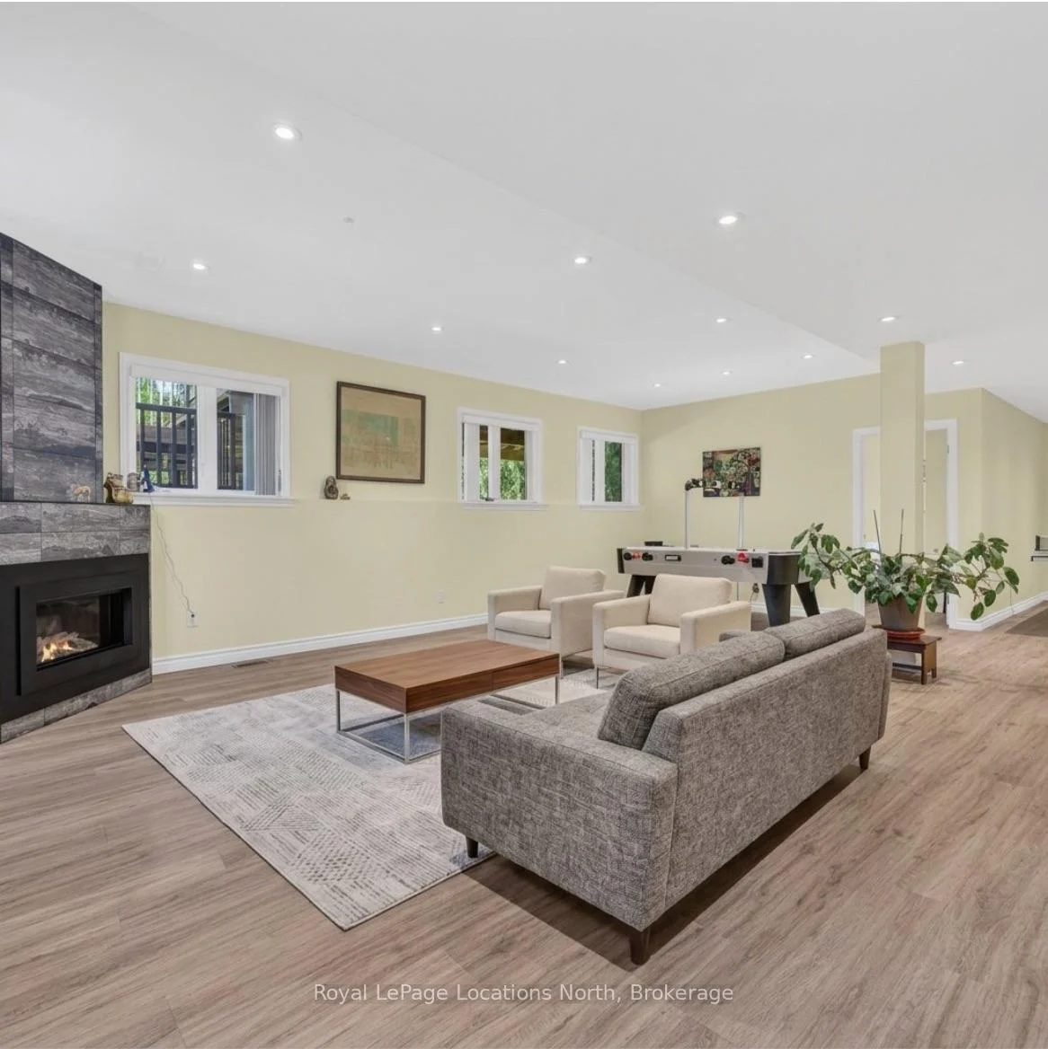 Photo 40 of 47 Chamberlain Crescent, Collingwood — HOMEH
