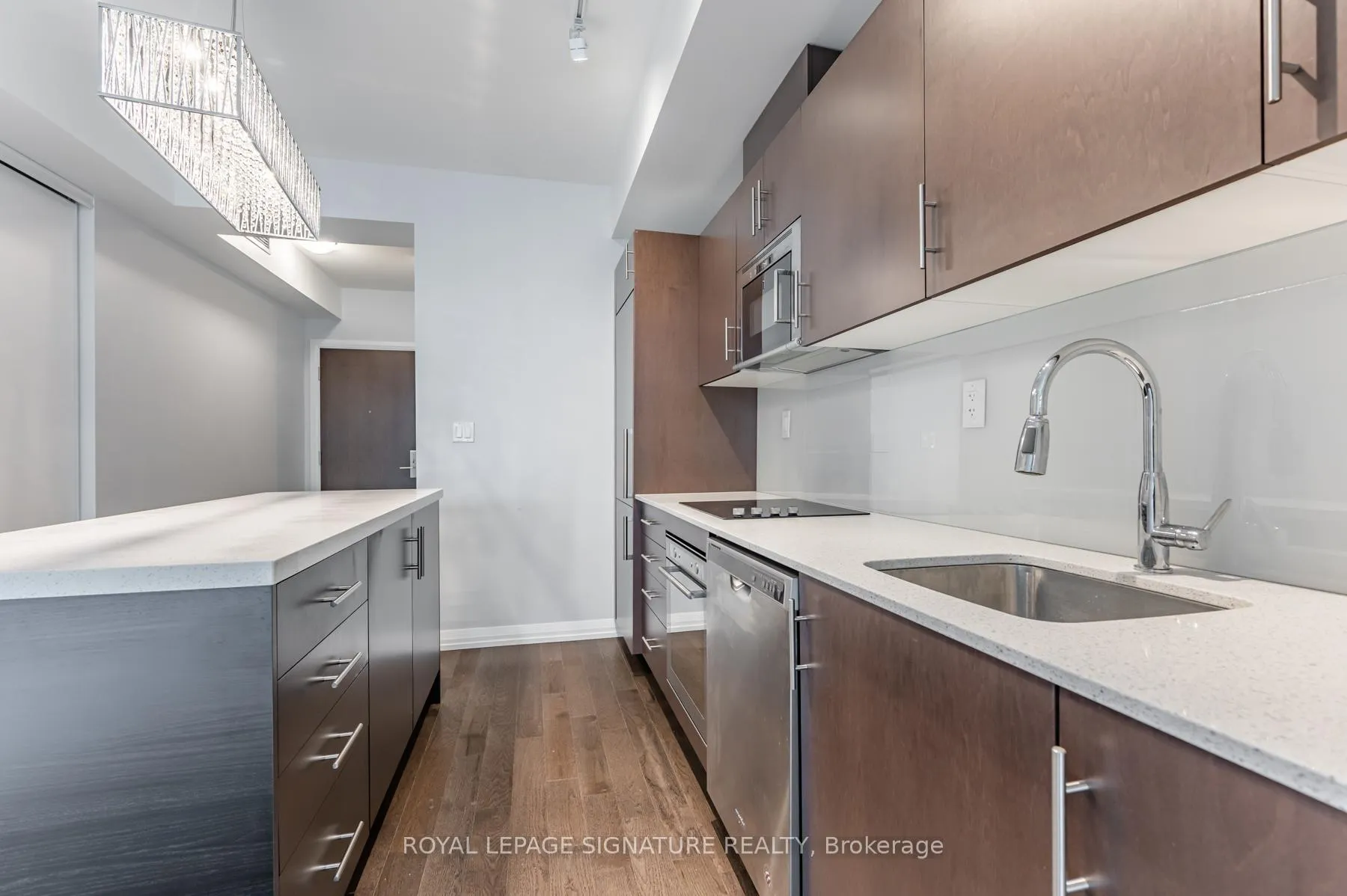 Photo 5 of Unit 1802, 460 Adelaide Street E, Toronto, Moss Park — HOMEH