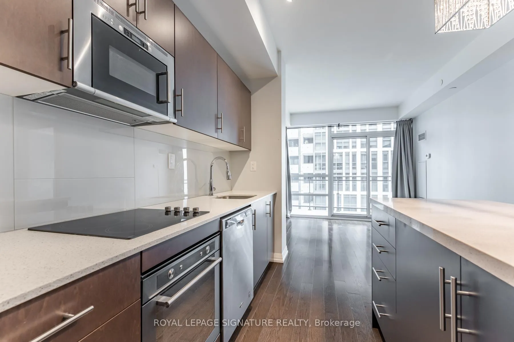 Photo 6 of Unit 1802, 460 Adelaide Street E, Toronto, Moss Park — HOMEH
