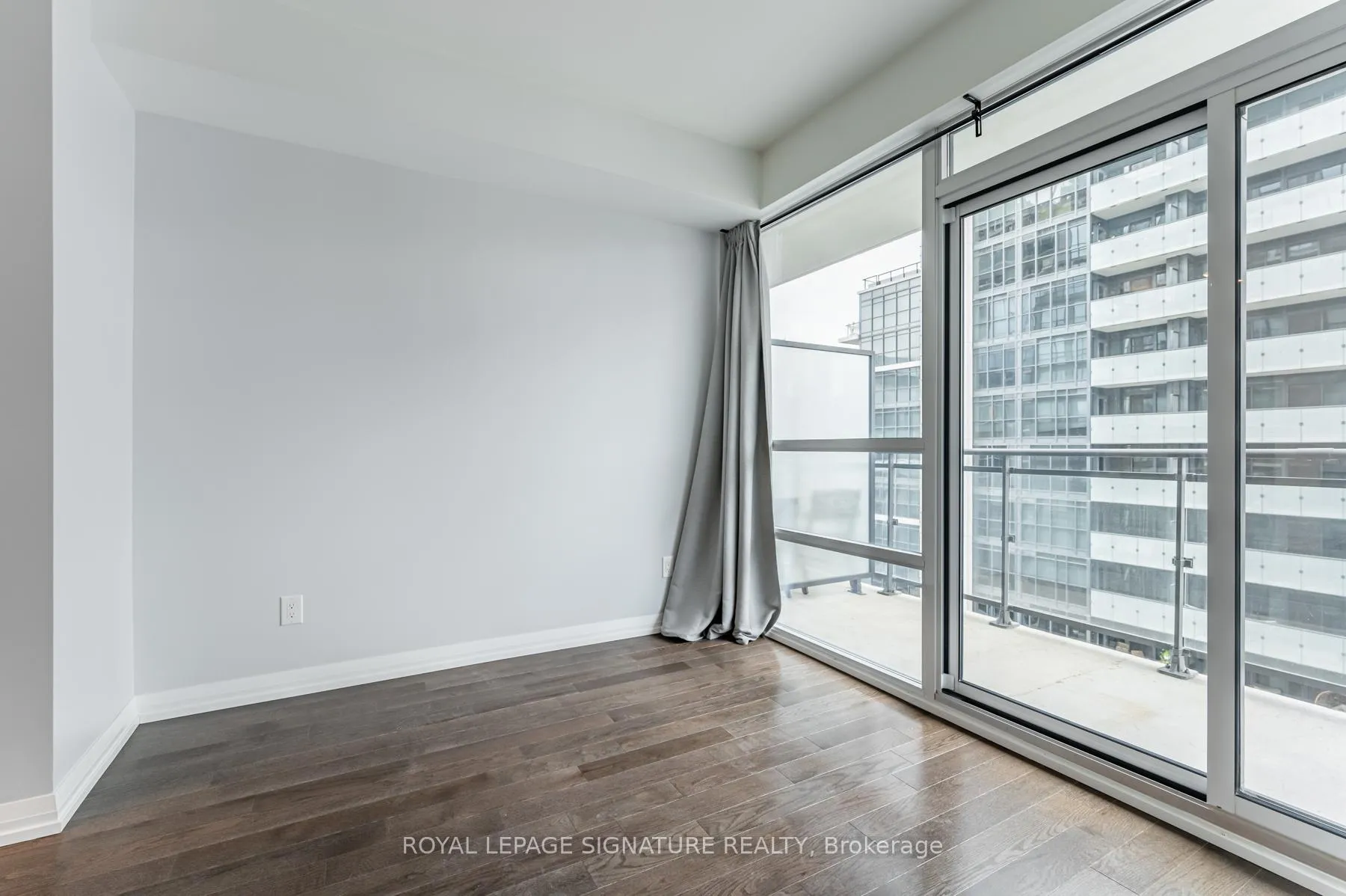 Photo 13 of Unit 1802, 460 Adelaide Street E, Toronto, Moss Park — HOMEH