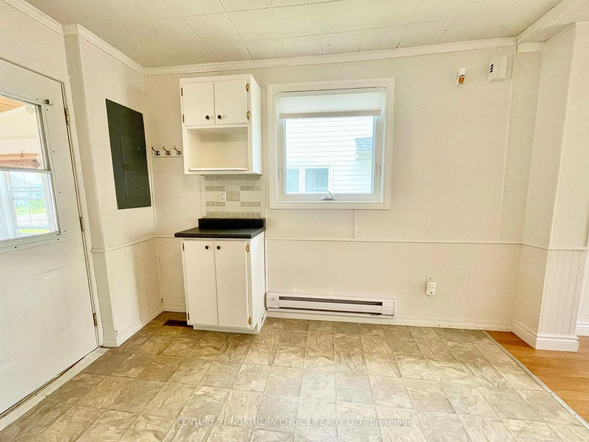 Photo 9 of 25 Casimir Avenue, Dryden, Downtown — HOMEH