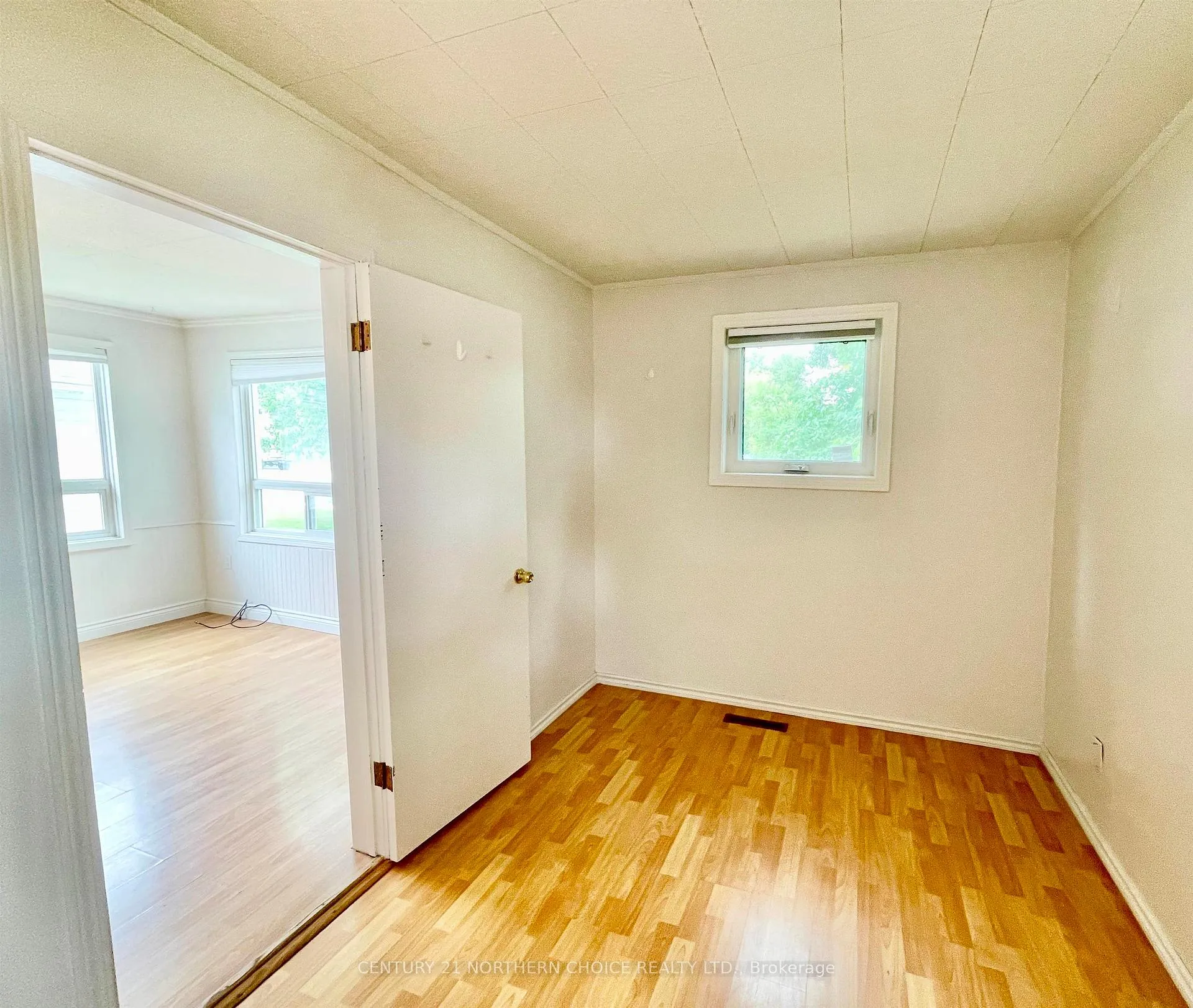 Photo 15 of 25 Casimir Avenue, Dryden, Downtown — HOMEH