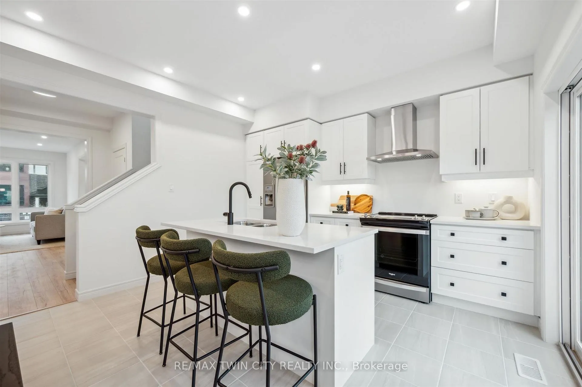 Photo 8 of 2 Sora Lane, Guelph, Grange Road — HOMEH