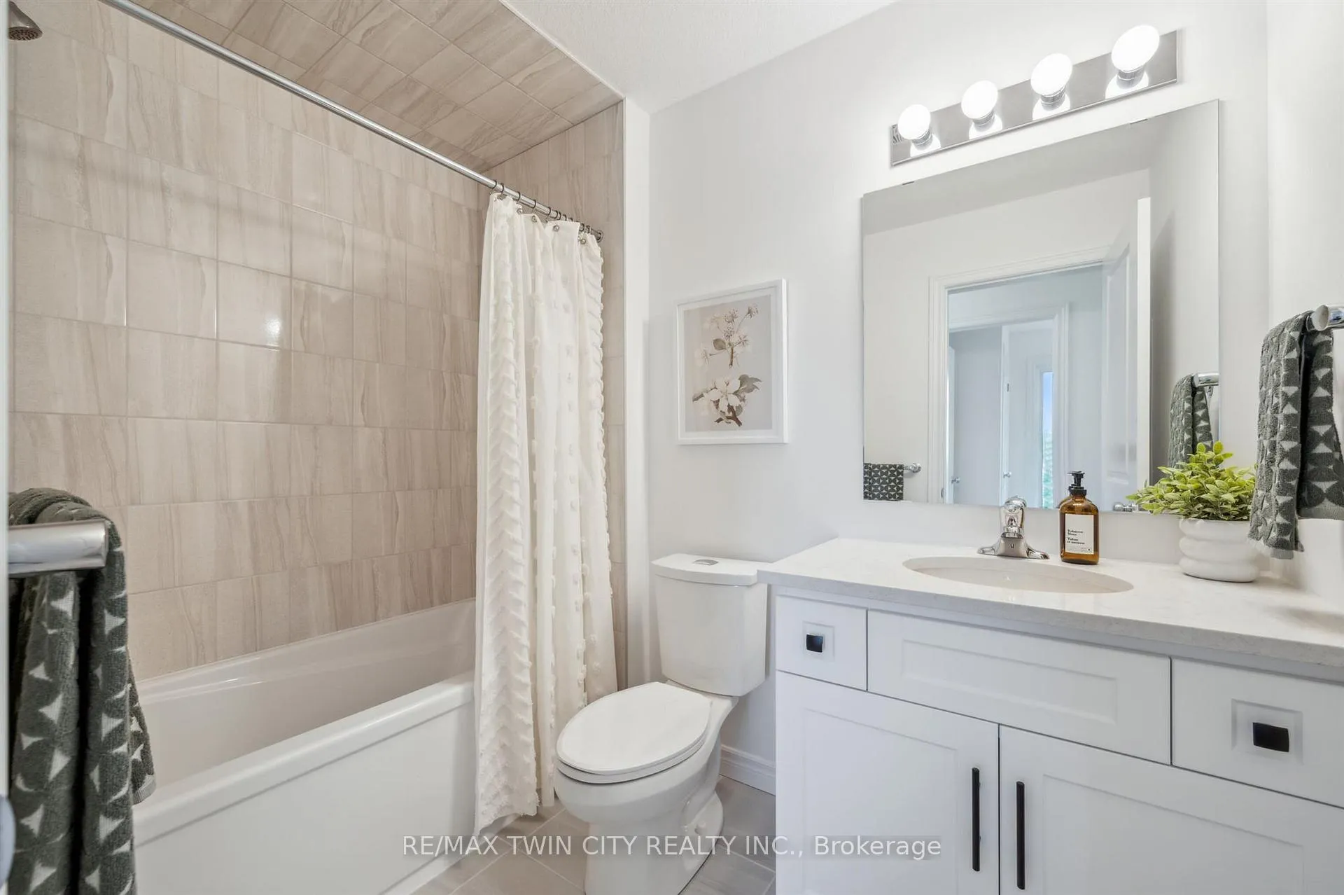 Photo 20 of 2 Sora Lane, Guelph, Grange Road — HOMEH