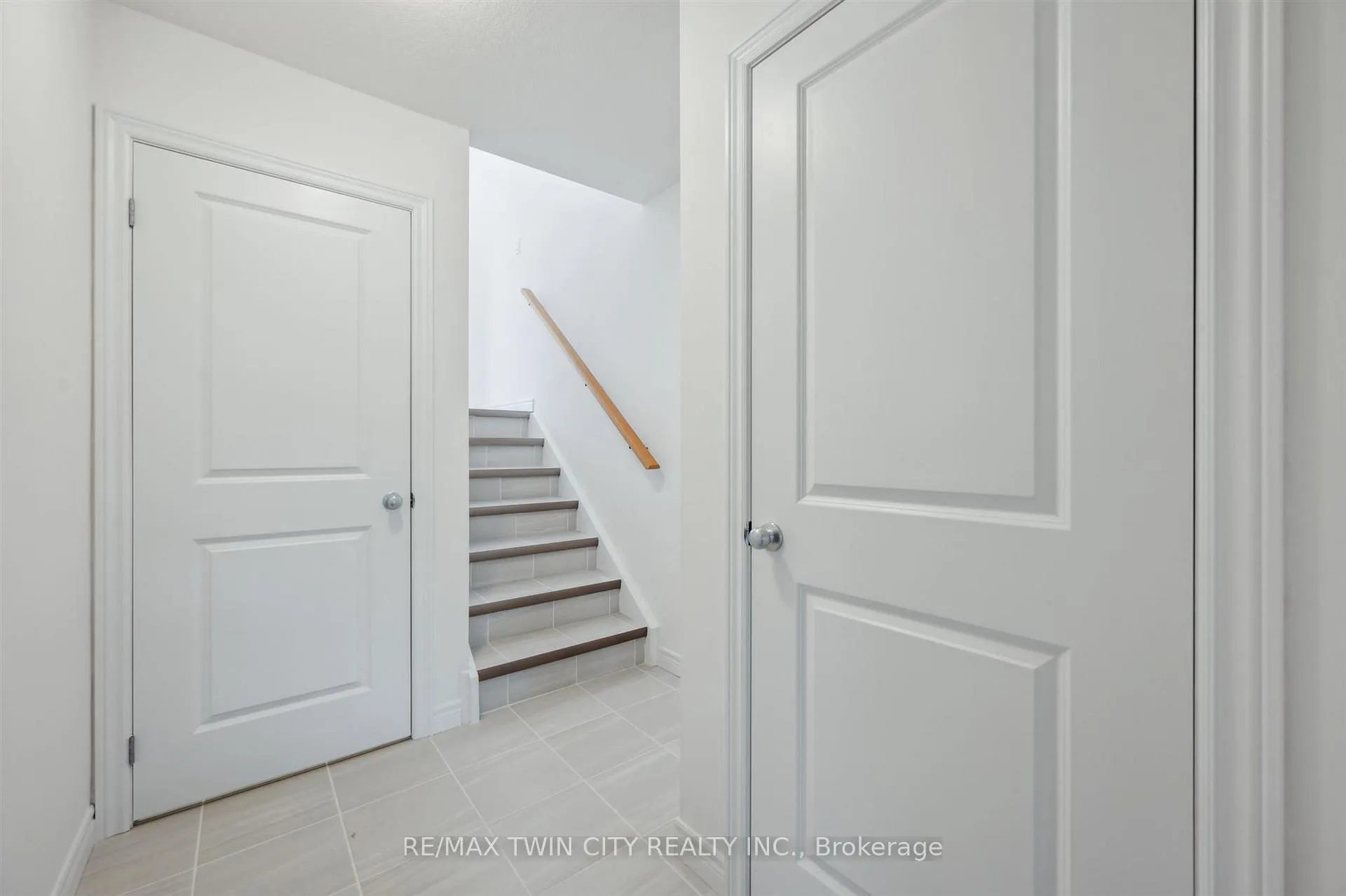 Photo 24 of 2 Sora Lane, Guelph, Grange Road — HOMEH