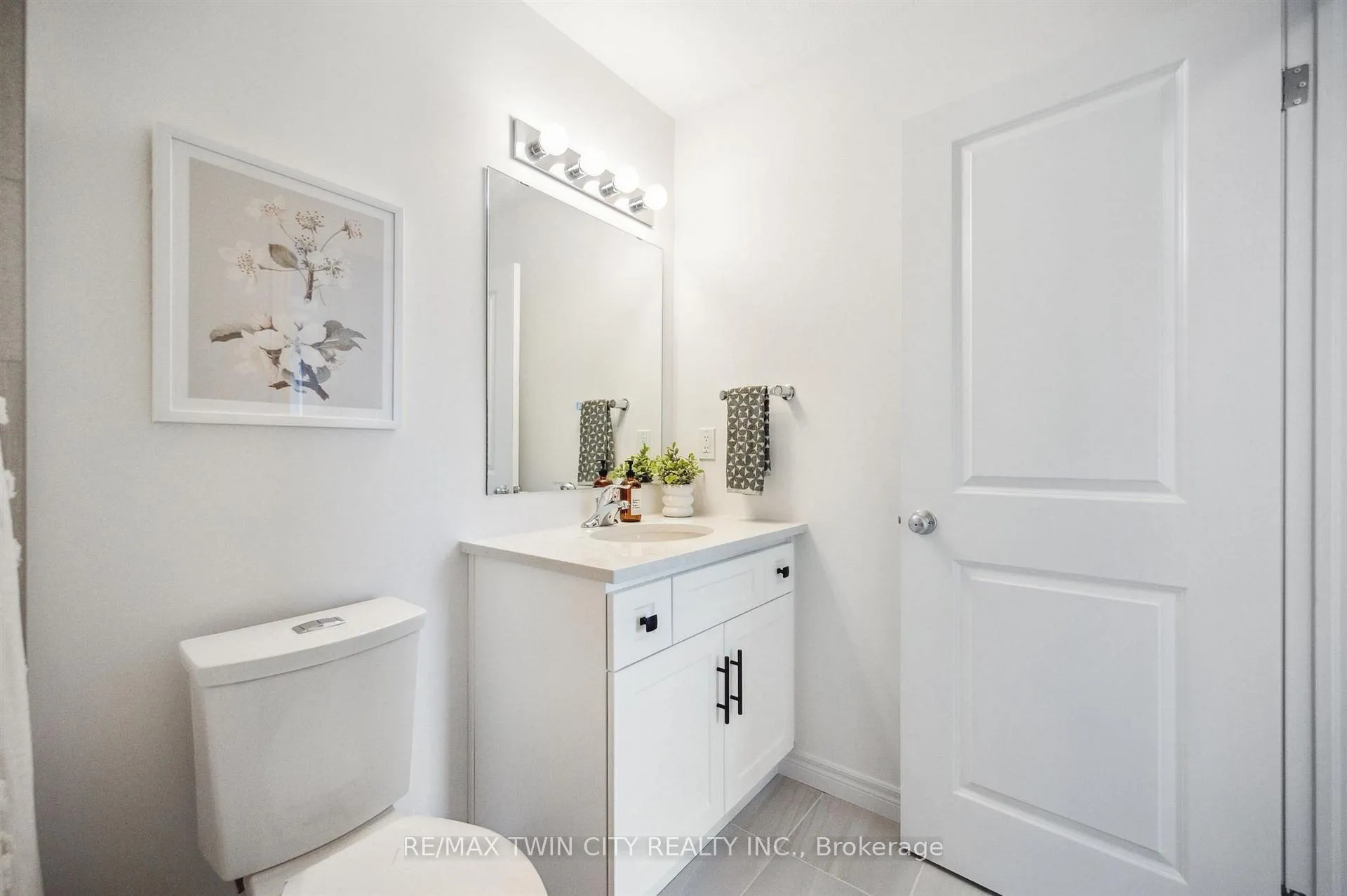 Photo 32 of 2 Sora Lane, Guelph, Grange Road — HOMEH