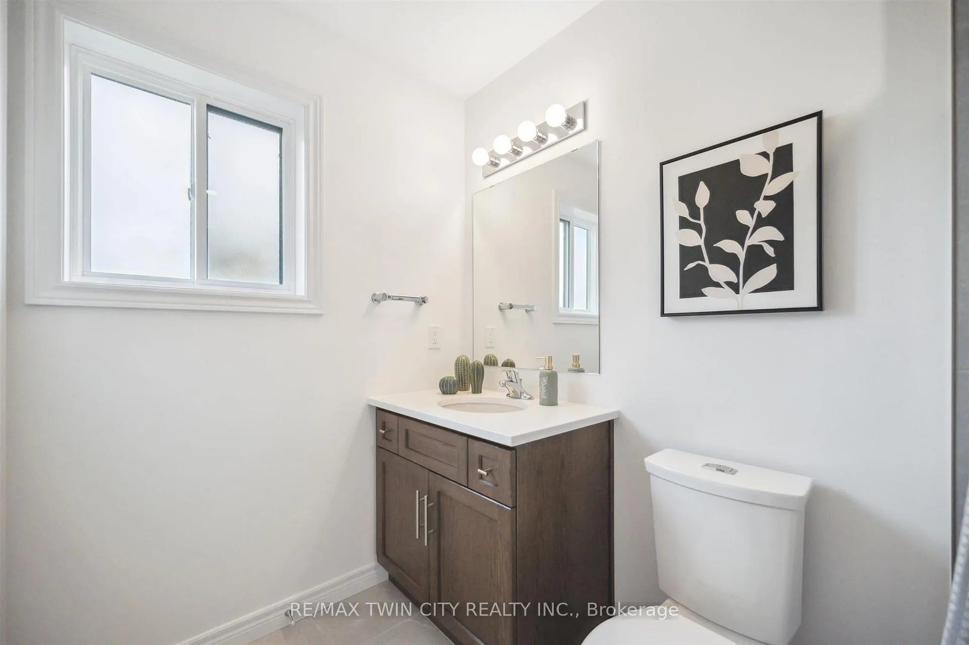 Photo 35 of 2 Sora Lane, Guelph, Grange Road — HOMEH