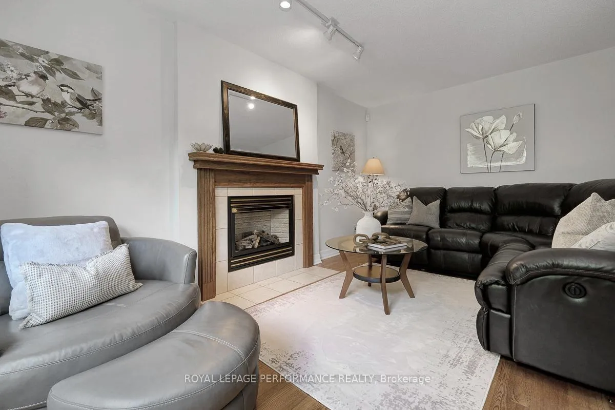 Photo 19 of 1595 Champneuf Drive, Ottawa, Chateauneuf — HOMEH