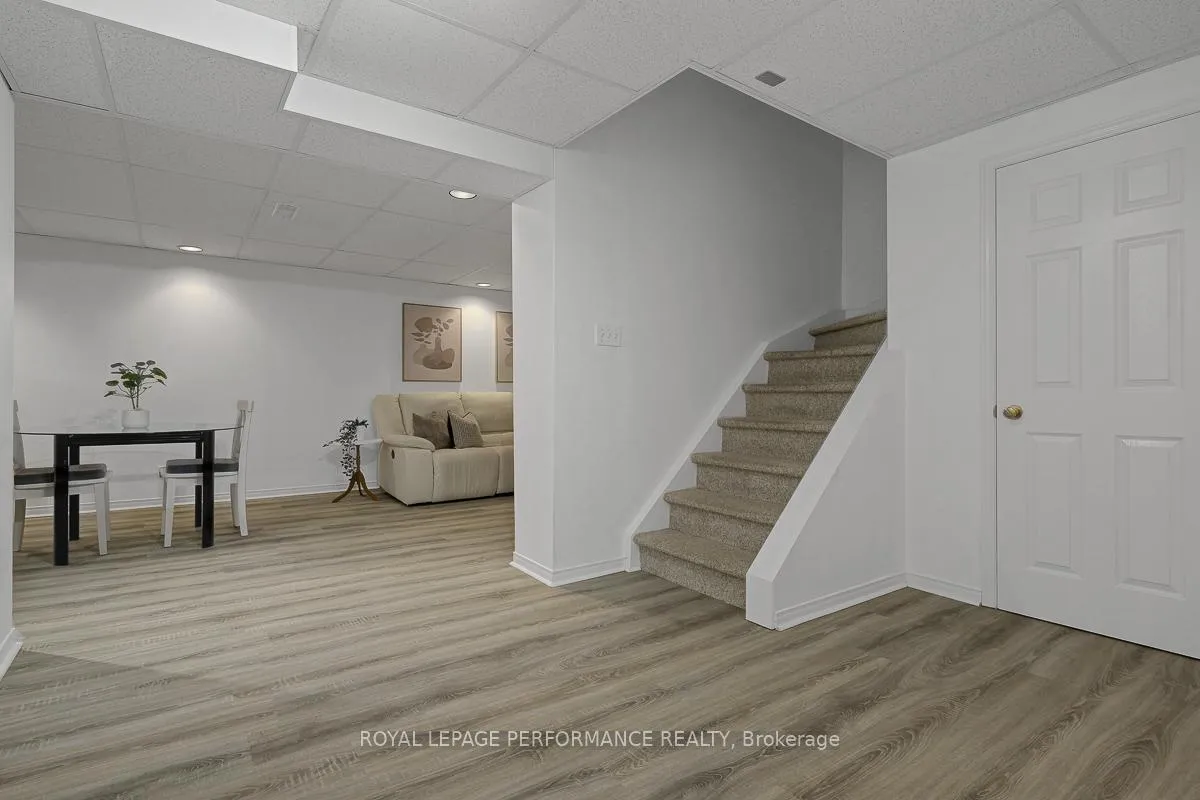 Photo 32 of 1595 Champneuf Drive, Ottawa, Chateauneuf — HOMEH