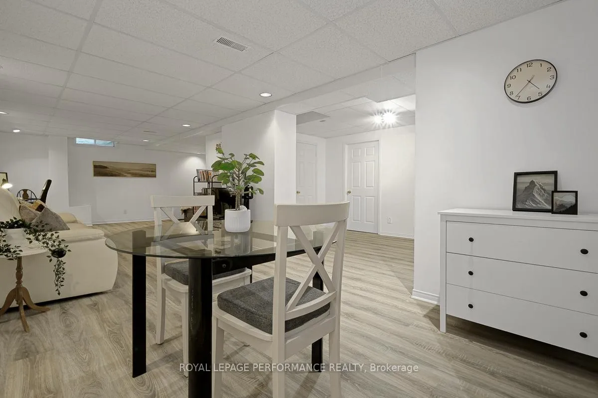 Photo 34 of 1595 Champneuf Drive, Ottawa, Chateauneuf — HOMEH