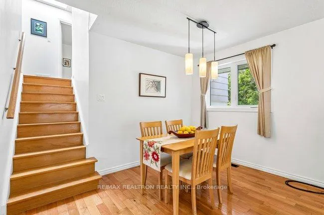 Photo 19 of 27 Elfindale Crescent, North York, Henry Farm — HOMEH