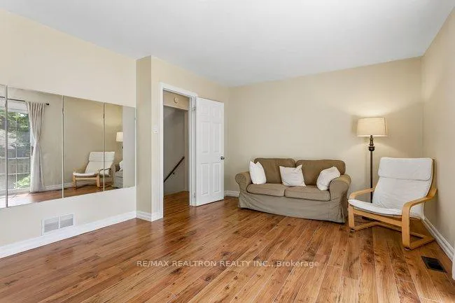 Photo 42 of 27 Elfindale Crescent, North York, Henry Farm — HOMEH
