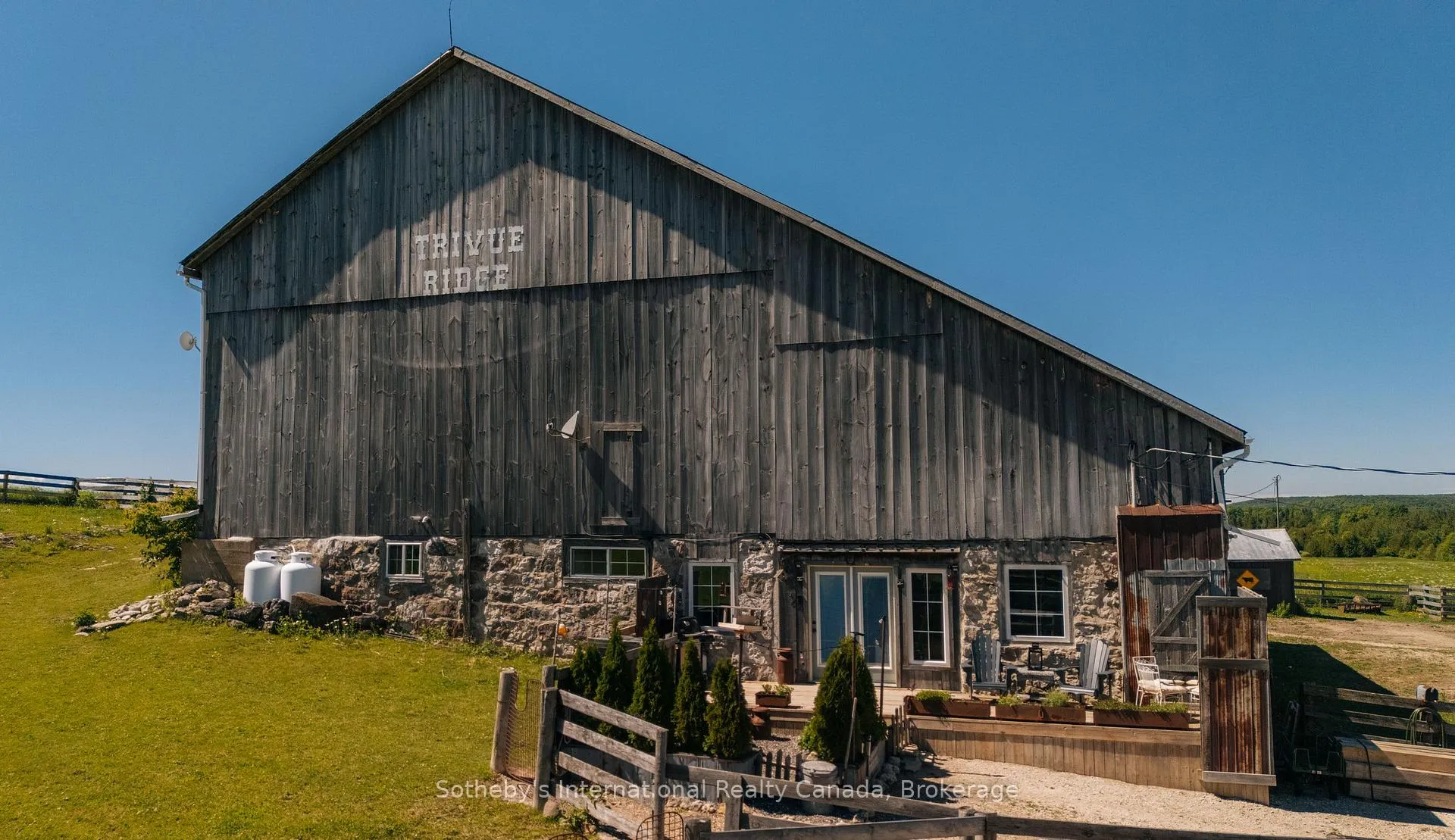 Photo 5 of 467435 12th Concession B, Grey Highlands — HOMEH