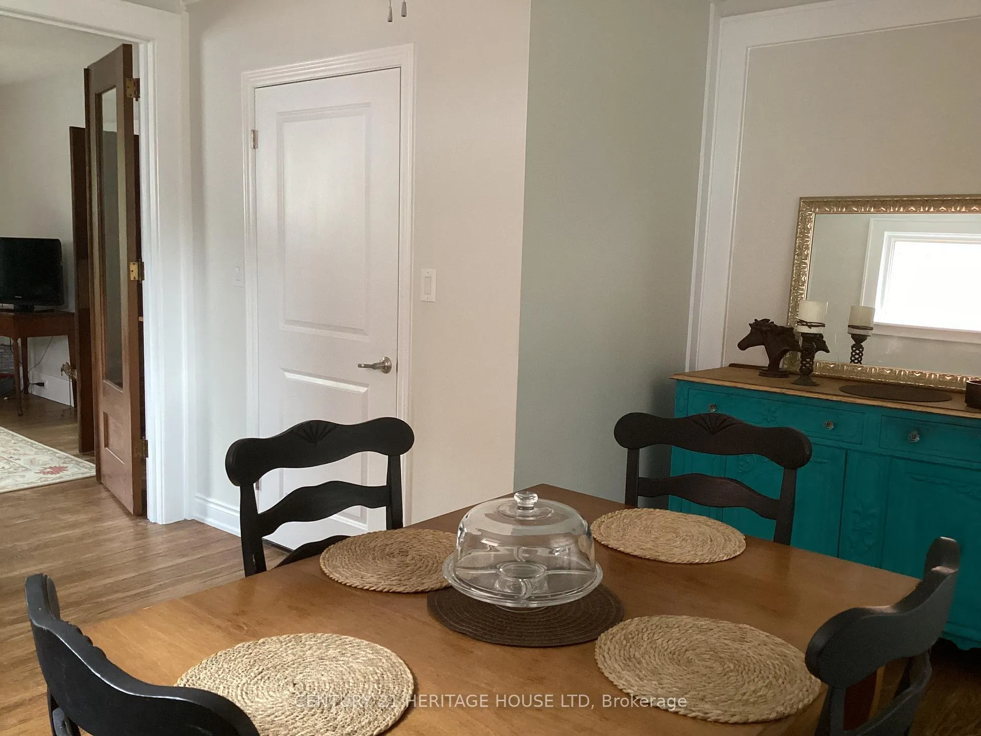 Photo 6 of 43 Hemlock Street, St. Thomas — HOMEH