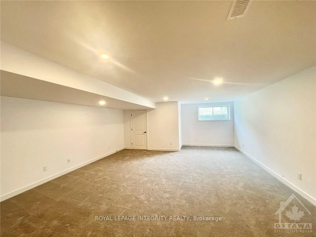 Photo 28 of 1000 Acoustic Way, Ottawa, Riverside South/Gloucester Glen — HOMEH