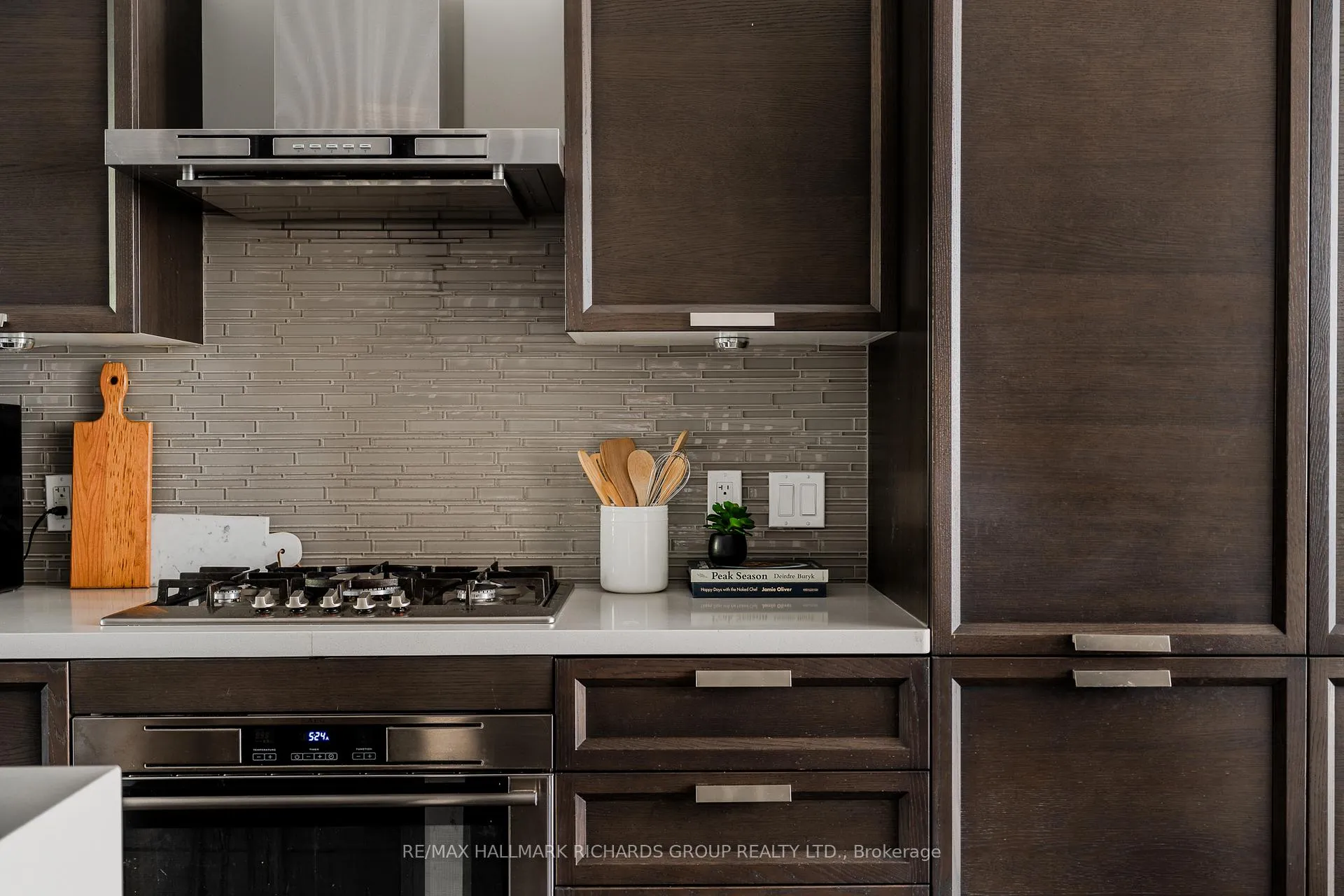 Photo 6 of Unit TH5, 2 Bellefair Avenue, Toronto, The Beaches — HOMEH