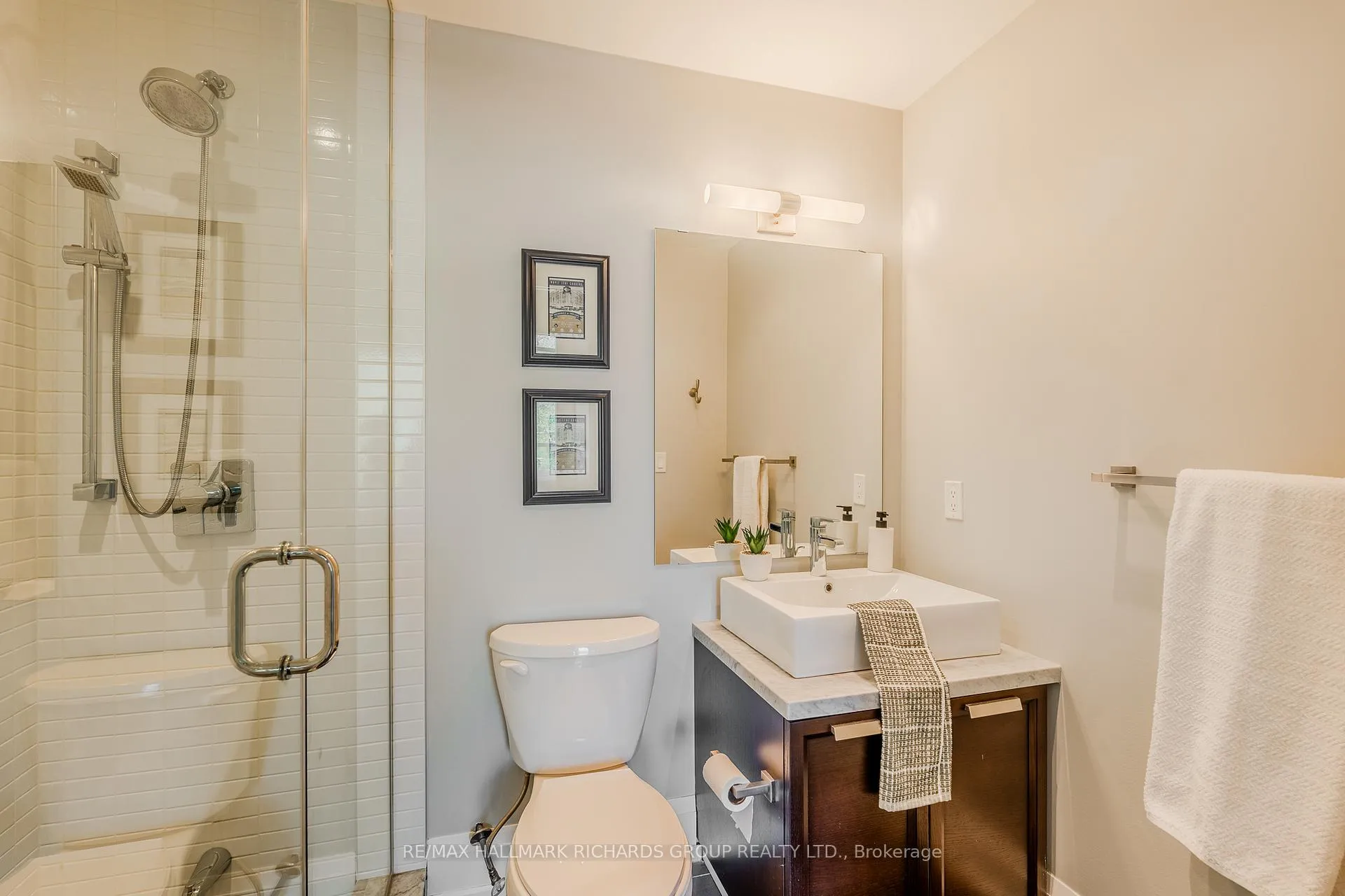 Photo 16 of Unit TH5, 2 Bellefair Avenue, Toronto, The Beaches — HOMEH