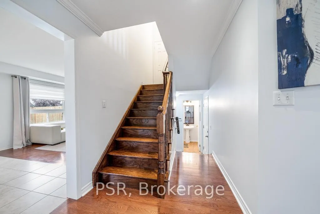 Photo 21 of 150 Voyager Pass, Hamilton, Binbrook — HOMEH