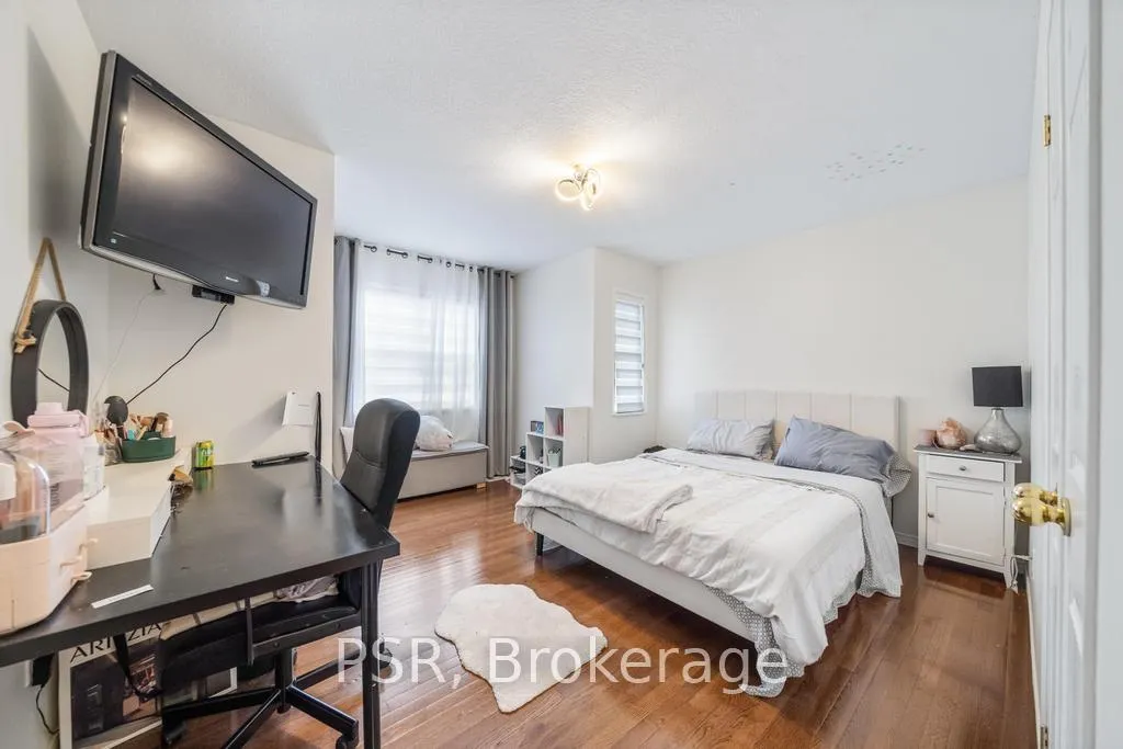 Photo 26 of 150 Voyager Pass, Hamilton, Binbrook — HOMEH