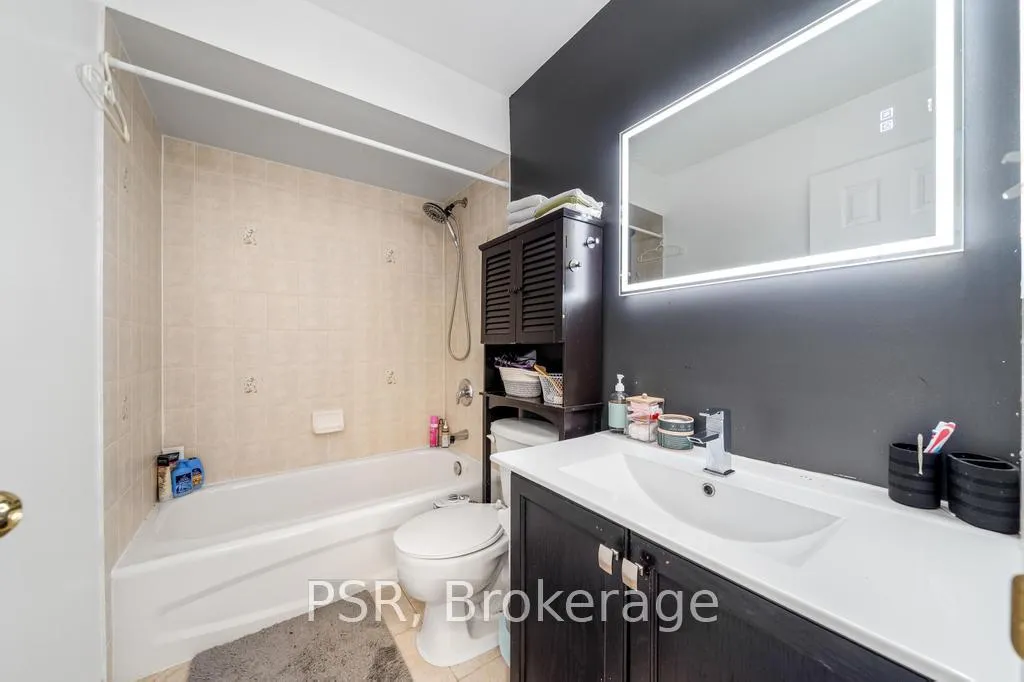 Photo 29 of 150 Voyager Pass, Hamilton, Binbrook — HOMEH