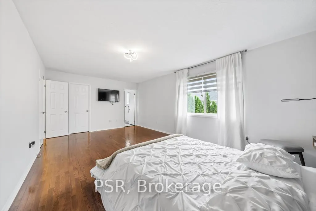 Photo 34 of 150 Voyager Pass, Hamilton, Binbrook — HOMEH