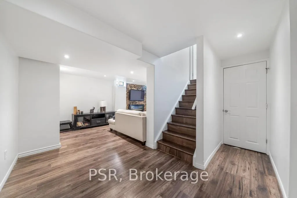 Photo 39 of 150 Voyager Pass, Hamilton, Binbrook — HOMEH