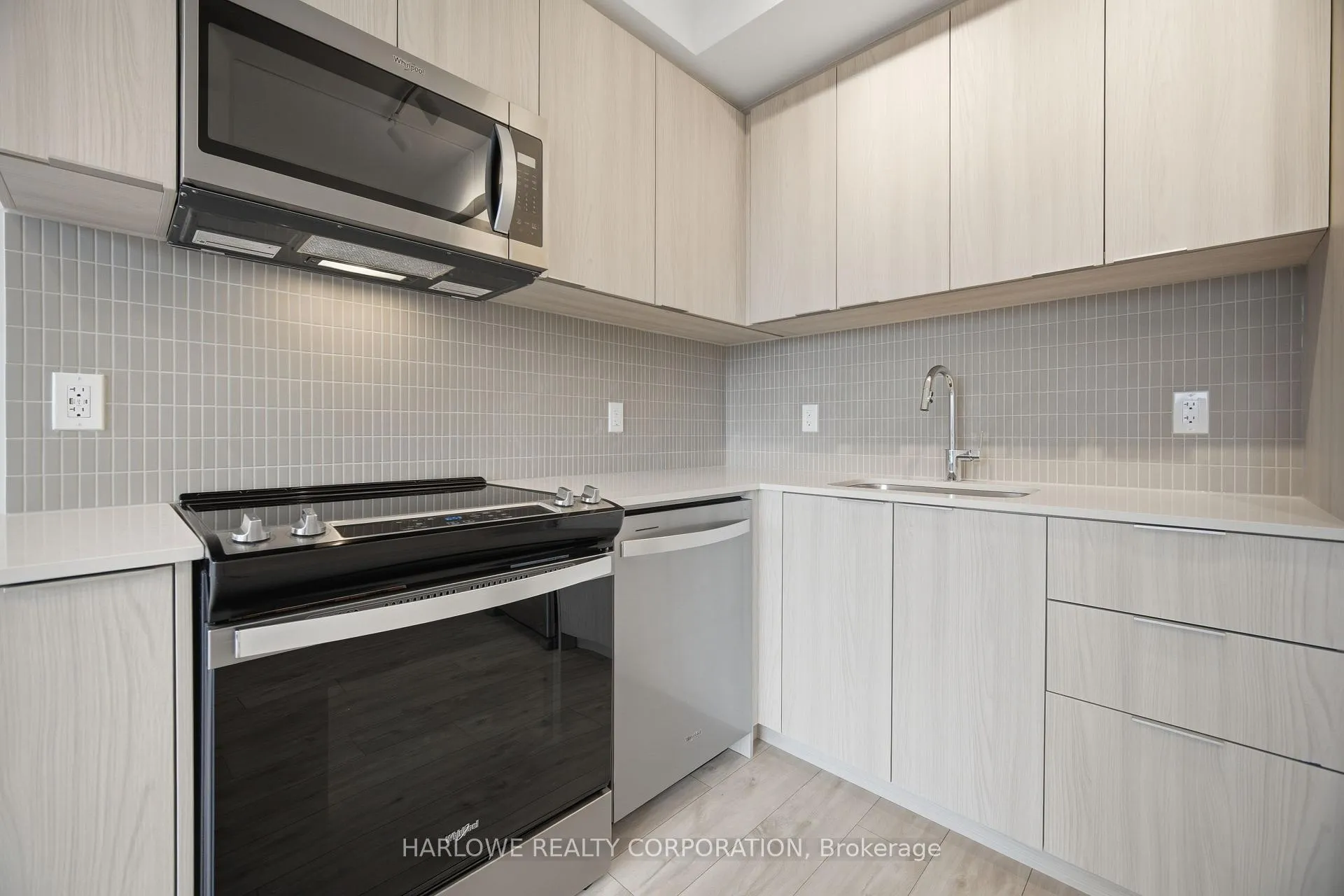 Photo 15 of Unit 217, 720 Whitlock Avenue, Milton, Cobban — HOMEH