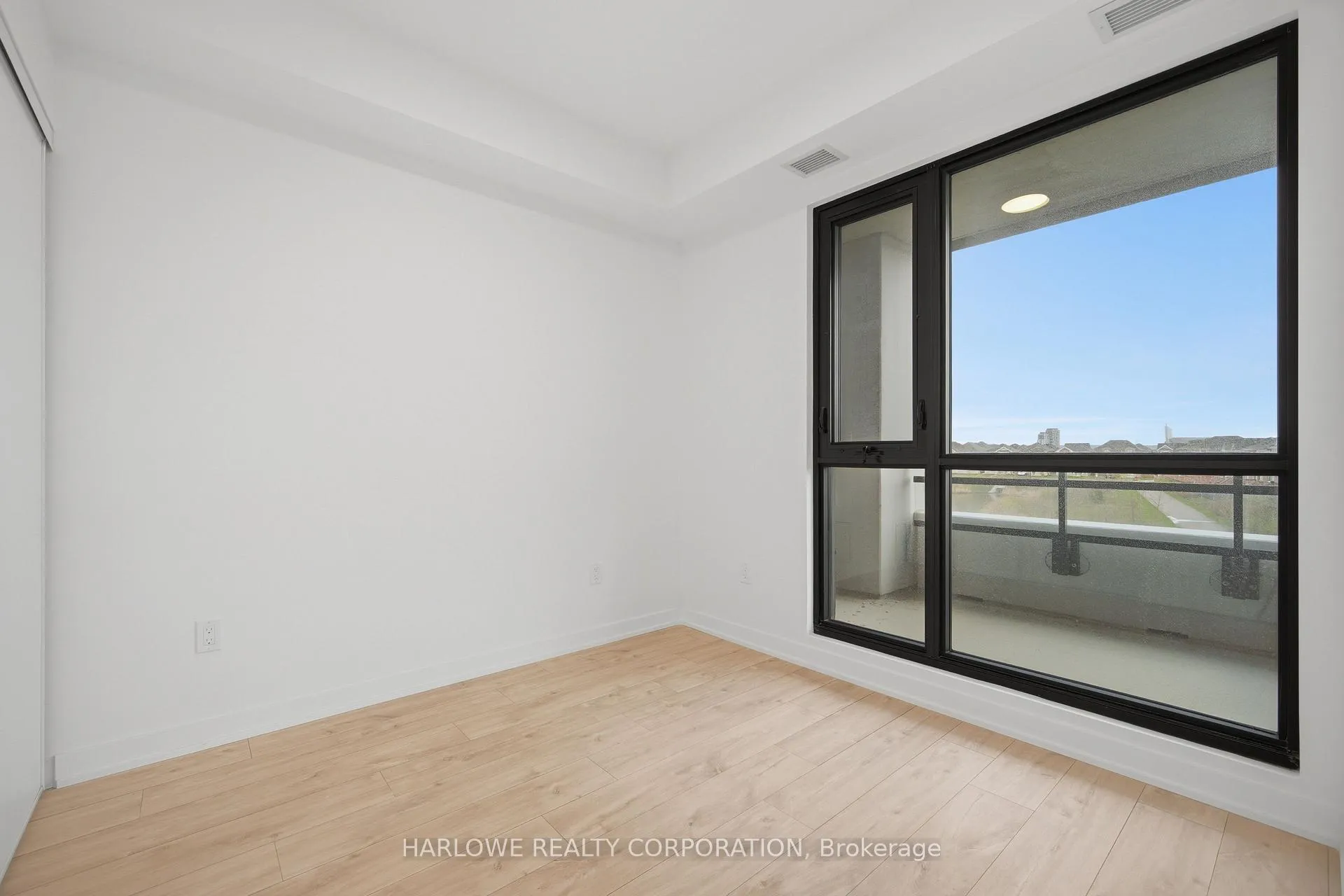 Photo 29 of Unit 217, 720 Whitlock Avenue, Milton, Cobban — HOMEH