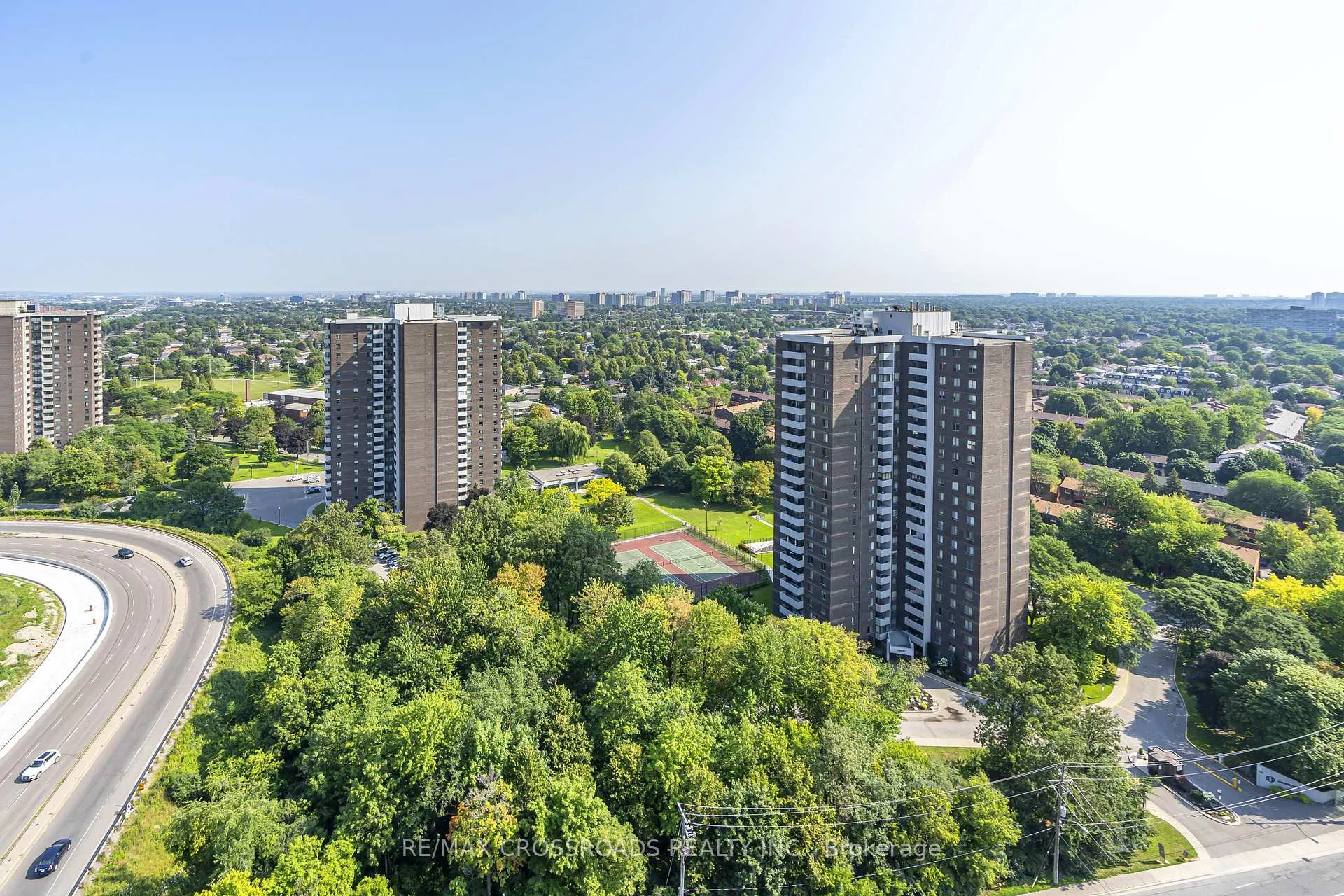 Photo 4 of Unit 1509, 1900 Sheppard Avenue E, North York, Pleasant View — HOMEH