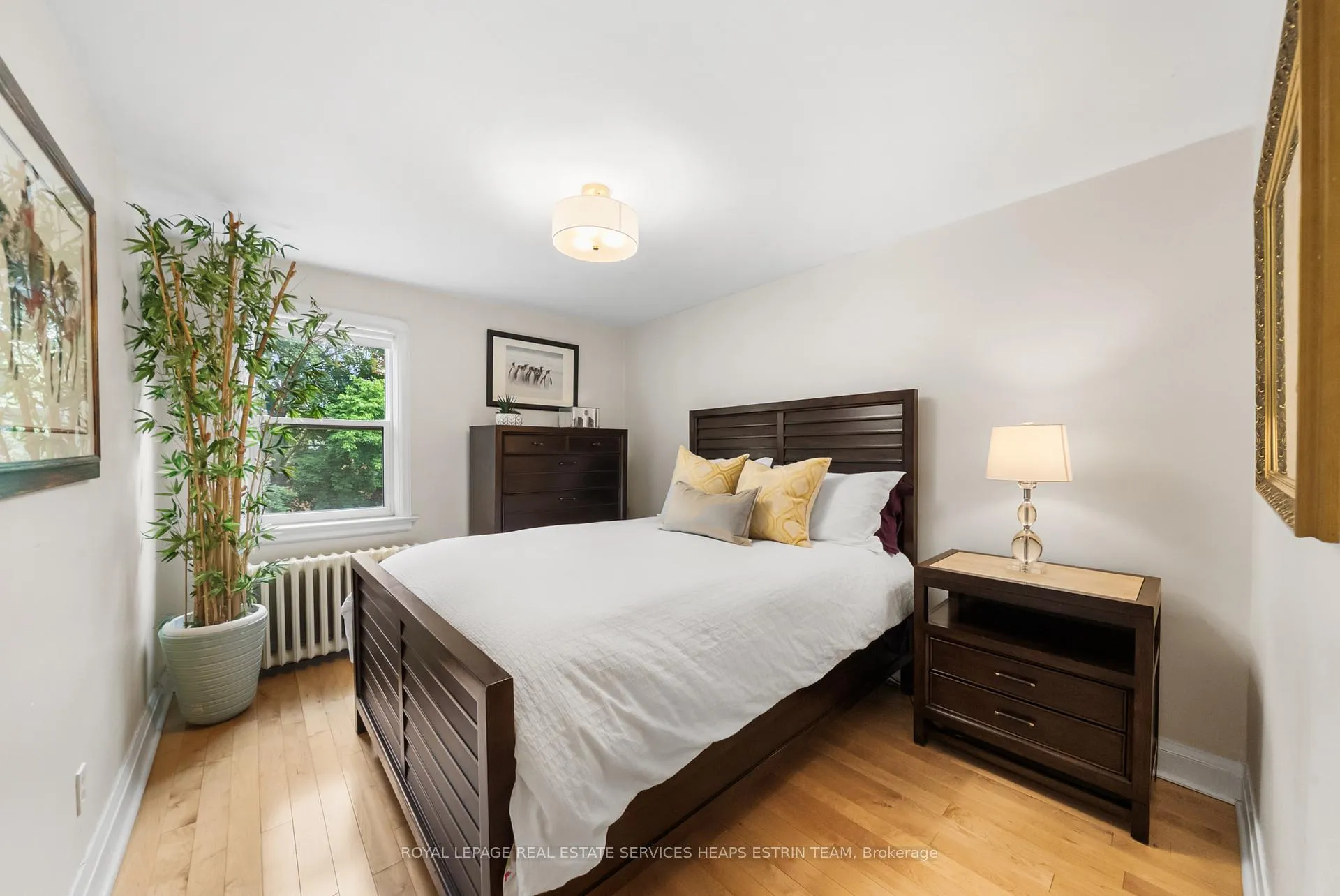 Photo 14 of 189 Donlea Drive, Toronto, Leaside — HOMEH