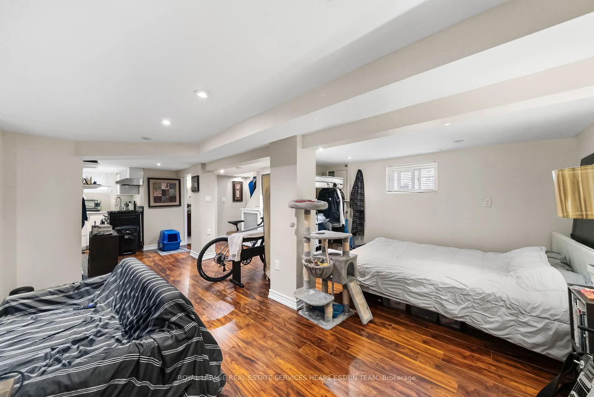 Photo 19 of 189 Donlea Drive, Toronto, Leaside — HOMEH