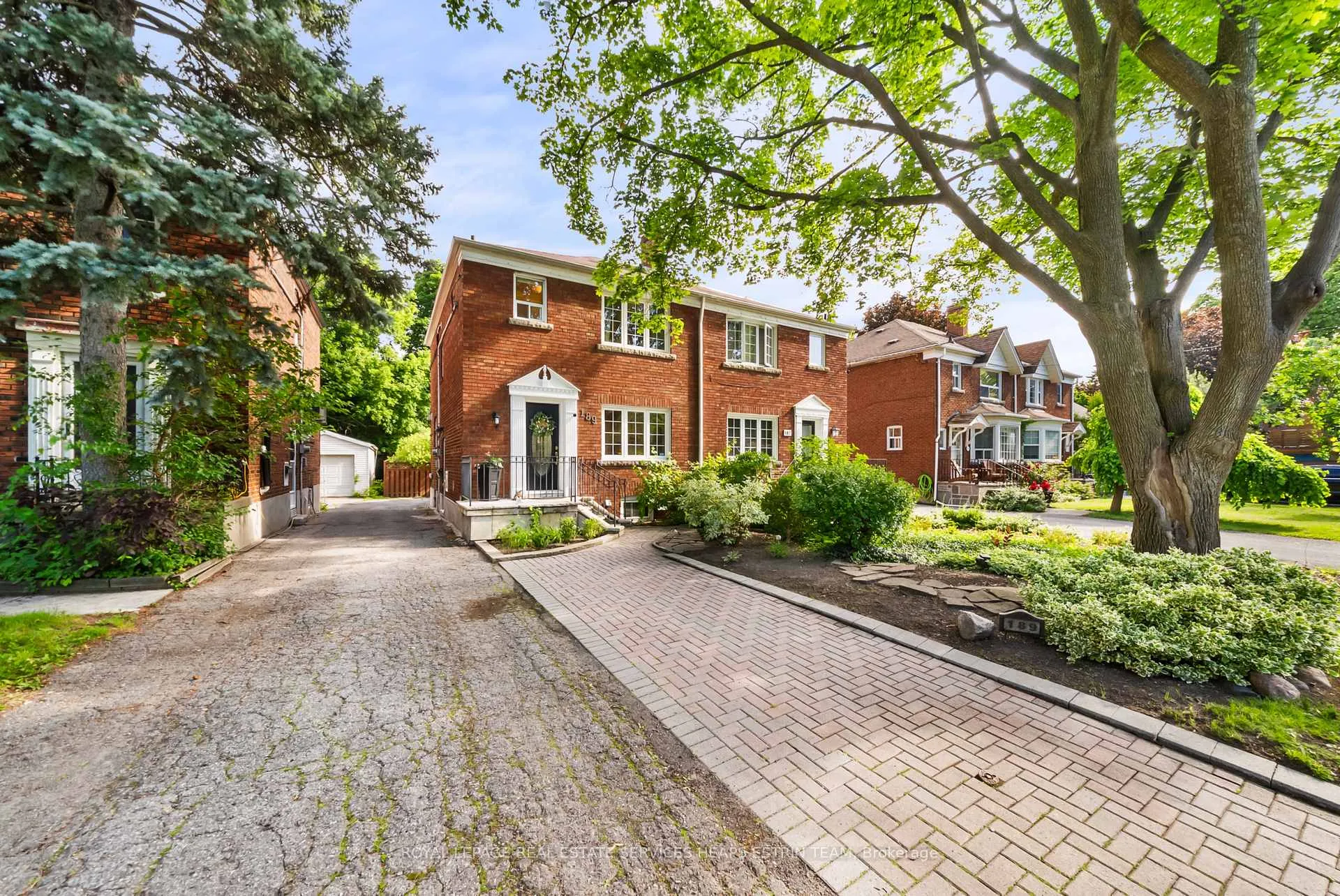 Photo 24 of 189 Donlea Drive, Toronto, Leaside — HOMEH