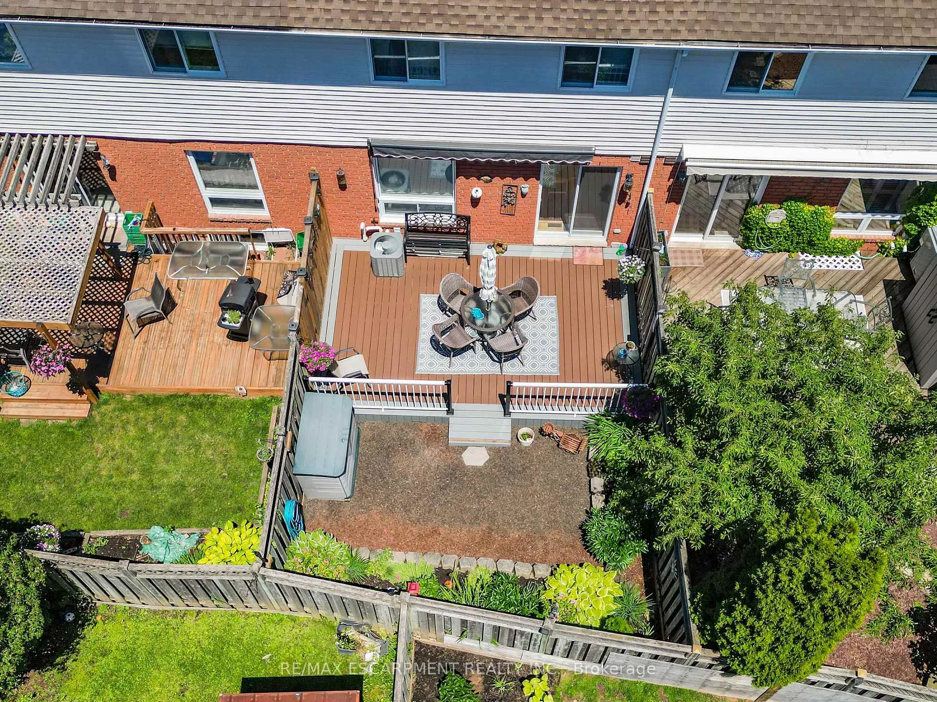 Photo 14 of 16 Walker Court, Grimsby, Grimsby East — HOMEH