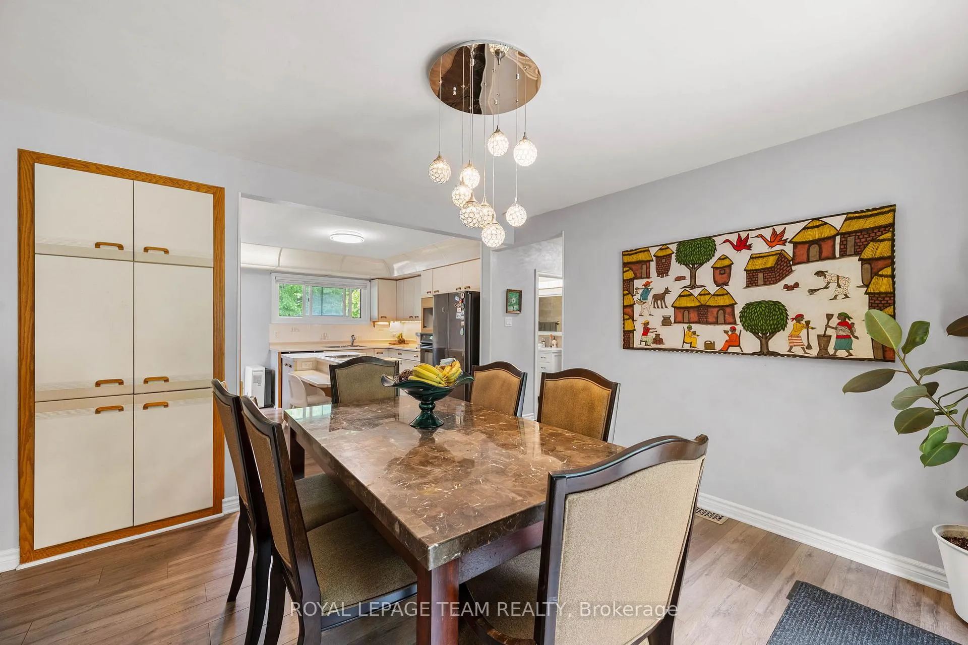 Photo 13 of 879 Pleasant Park Road, Ottawa, Elmvale Acres — HOMEH
