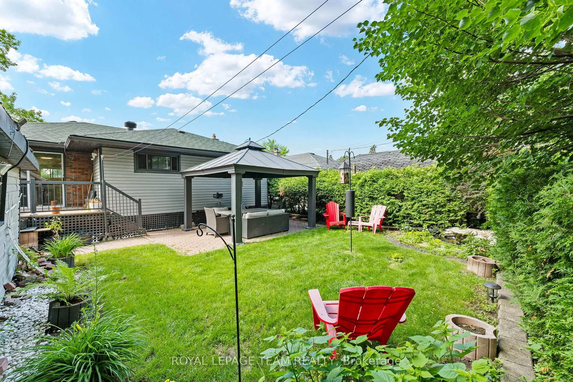 Photo 34 of 879 Pleasant Park Road, Ottawa, Elmvale Acres — HOMEH